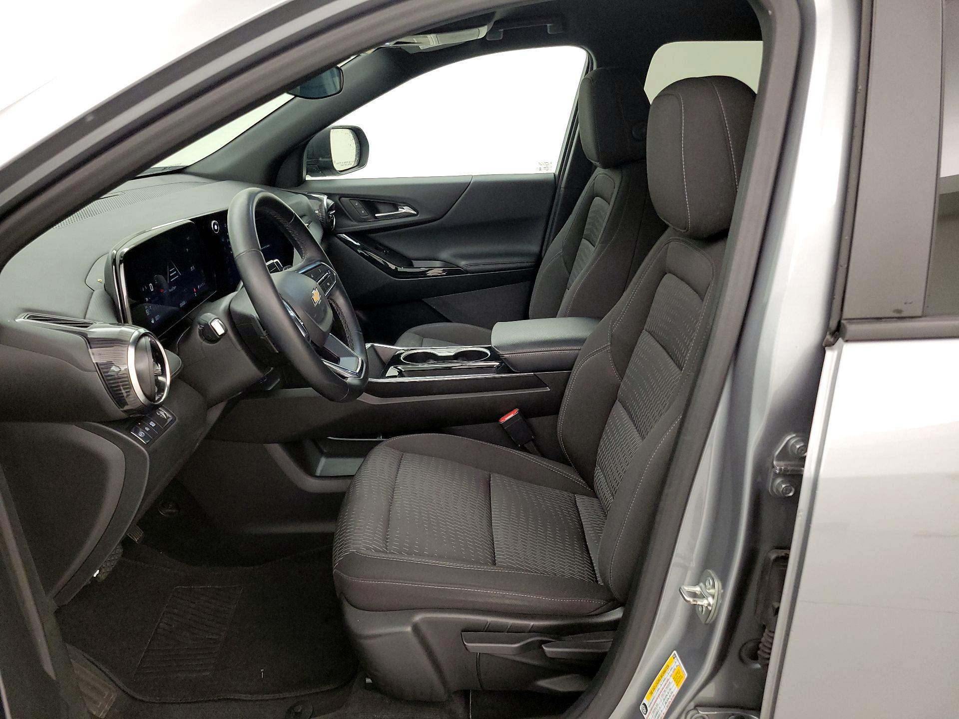 Thumbnail: 2025 Chevrolet Equinox - 11