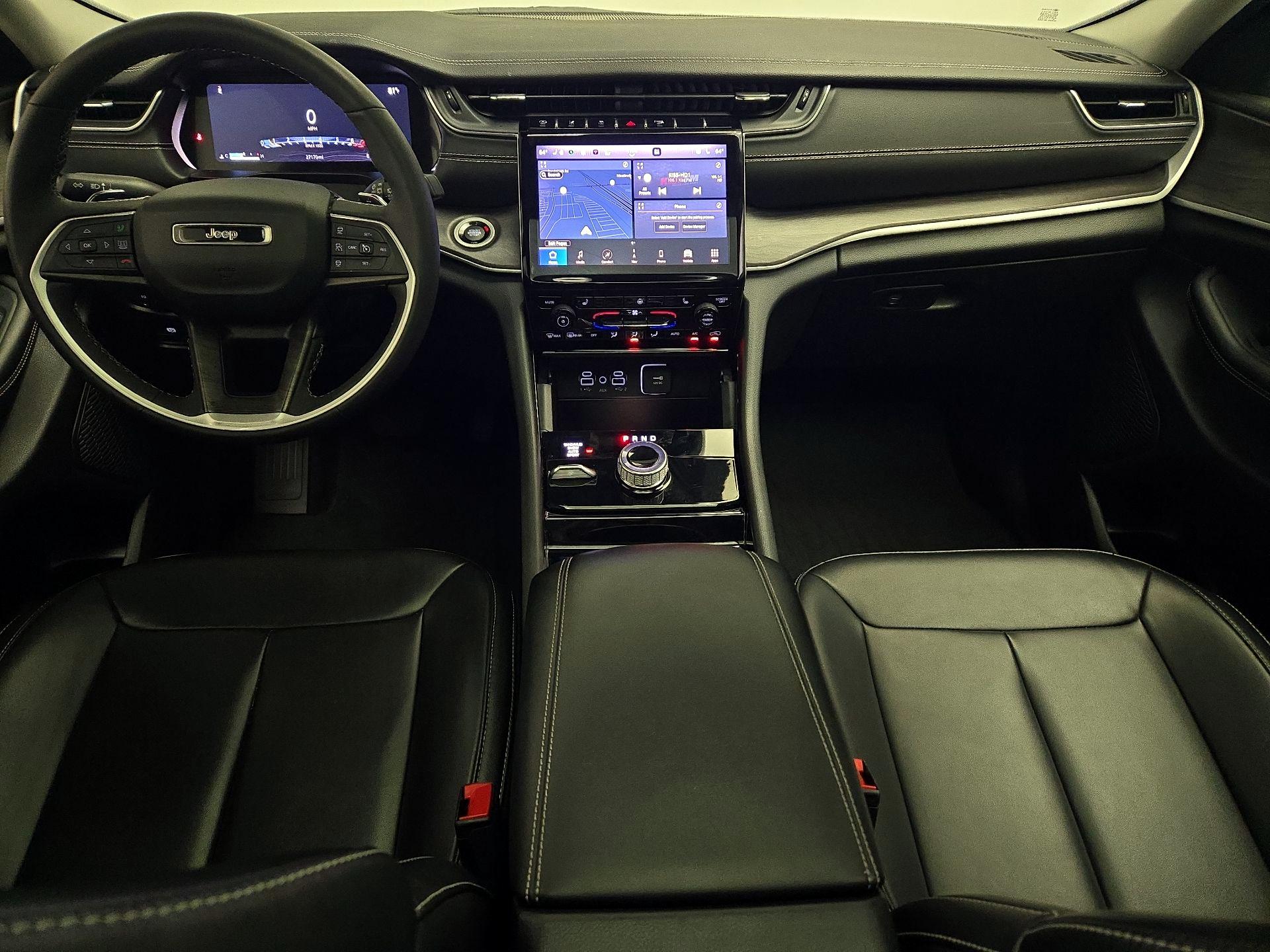 Thumbnail: 2023 Jeep Grand Cherokee - 9