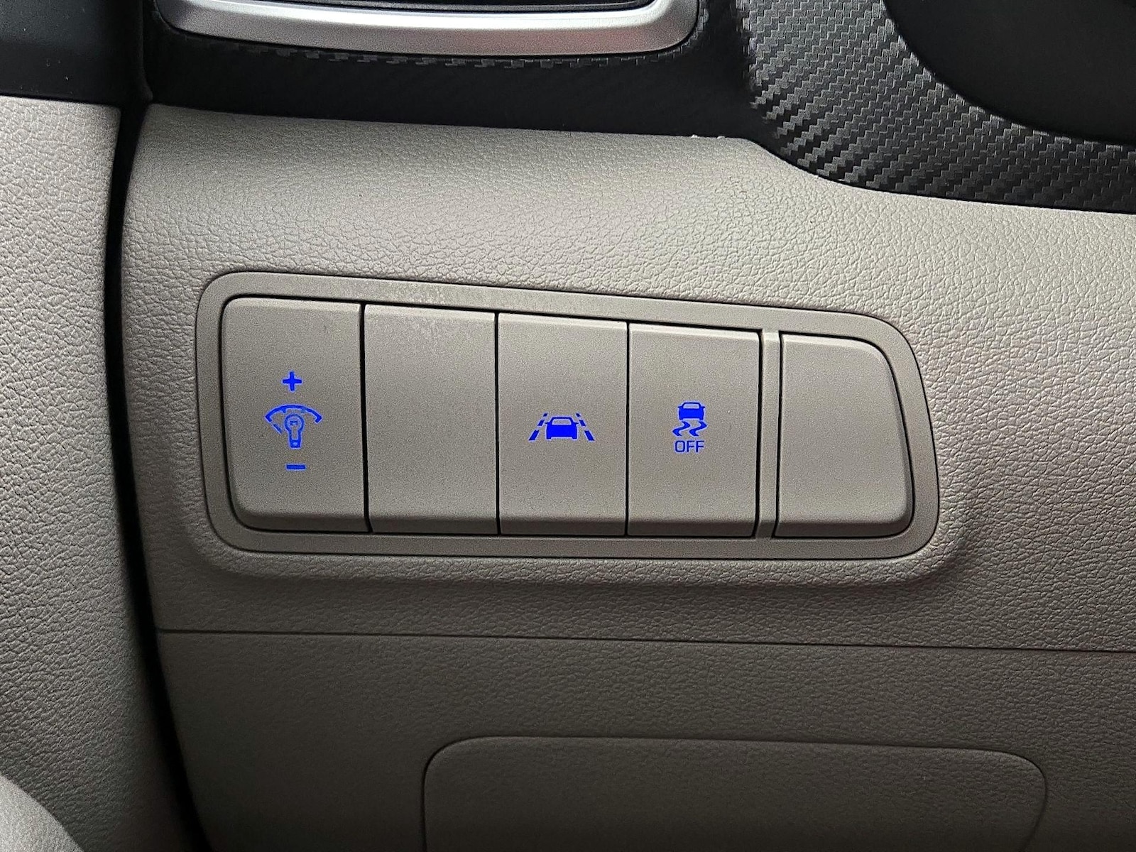 2020 Hyundai Tucson SE - Photo 14