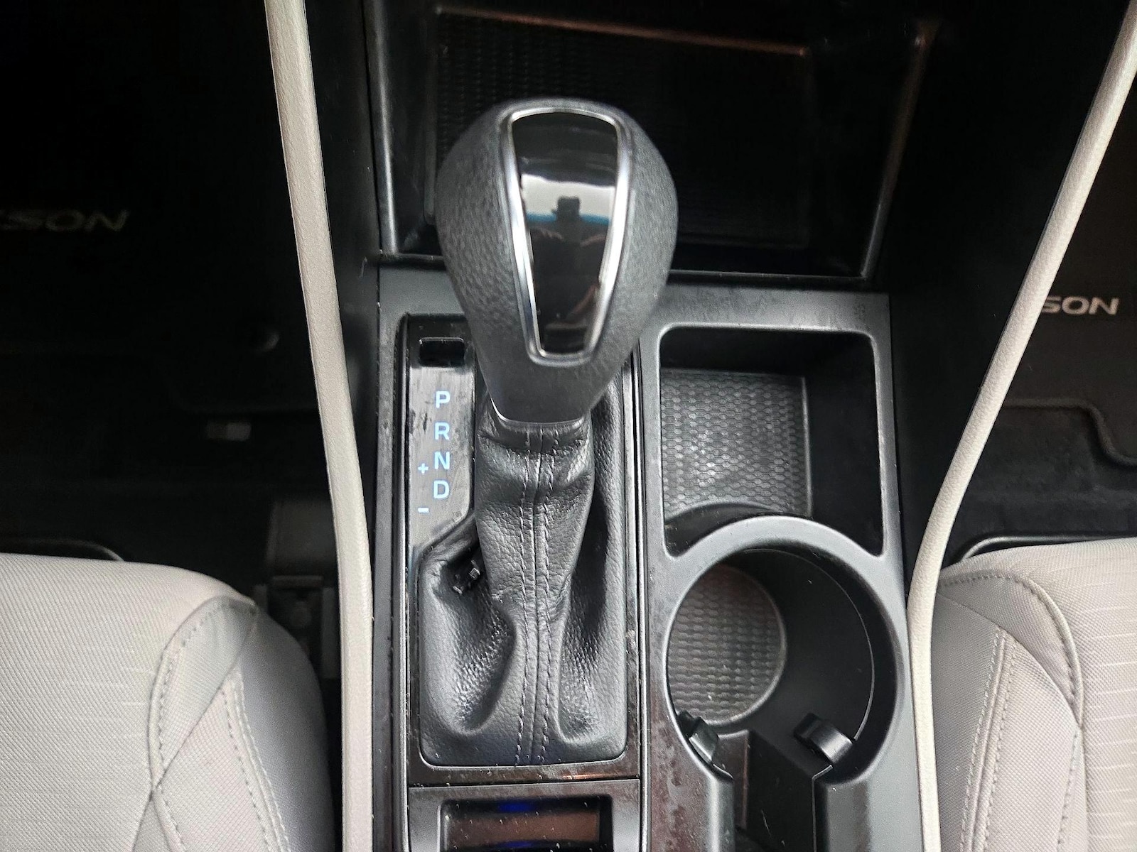 2020 Hyundai Tucson SE - Photo 18