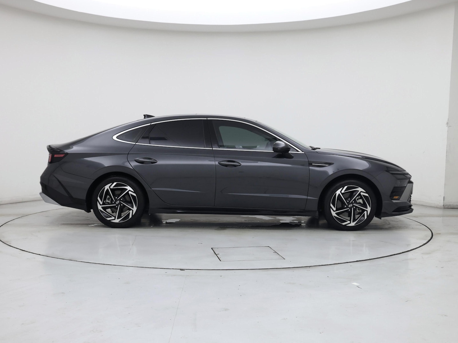 2025 Hyundai Sonata SEL - Photo 8