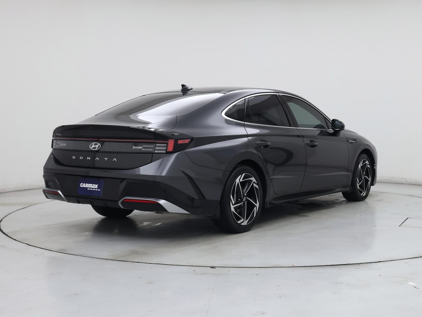 2025 Hyundai Sonata SEL - Photo 9
