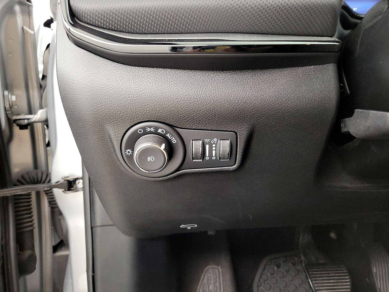 2025 Jeep Compass Trailhawk - Photo 14