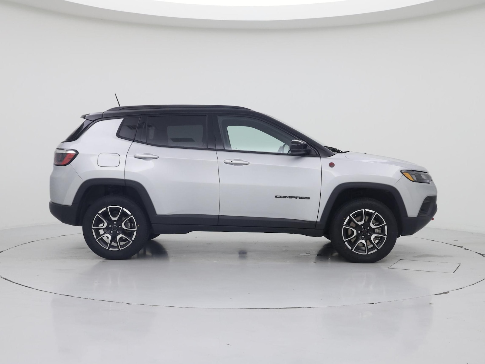 2025 Jeep Compass Trailhawk - Photo 8