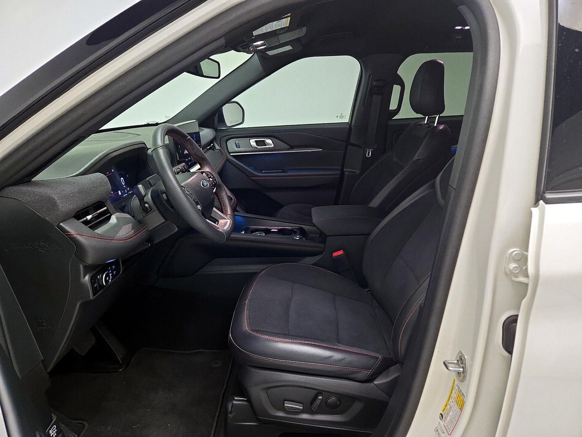 Thumbnail: 2025 Ford Explorer - 11