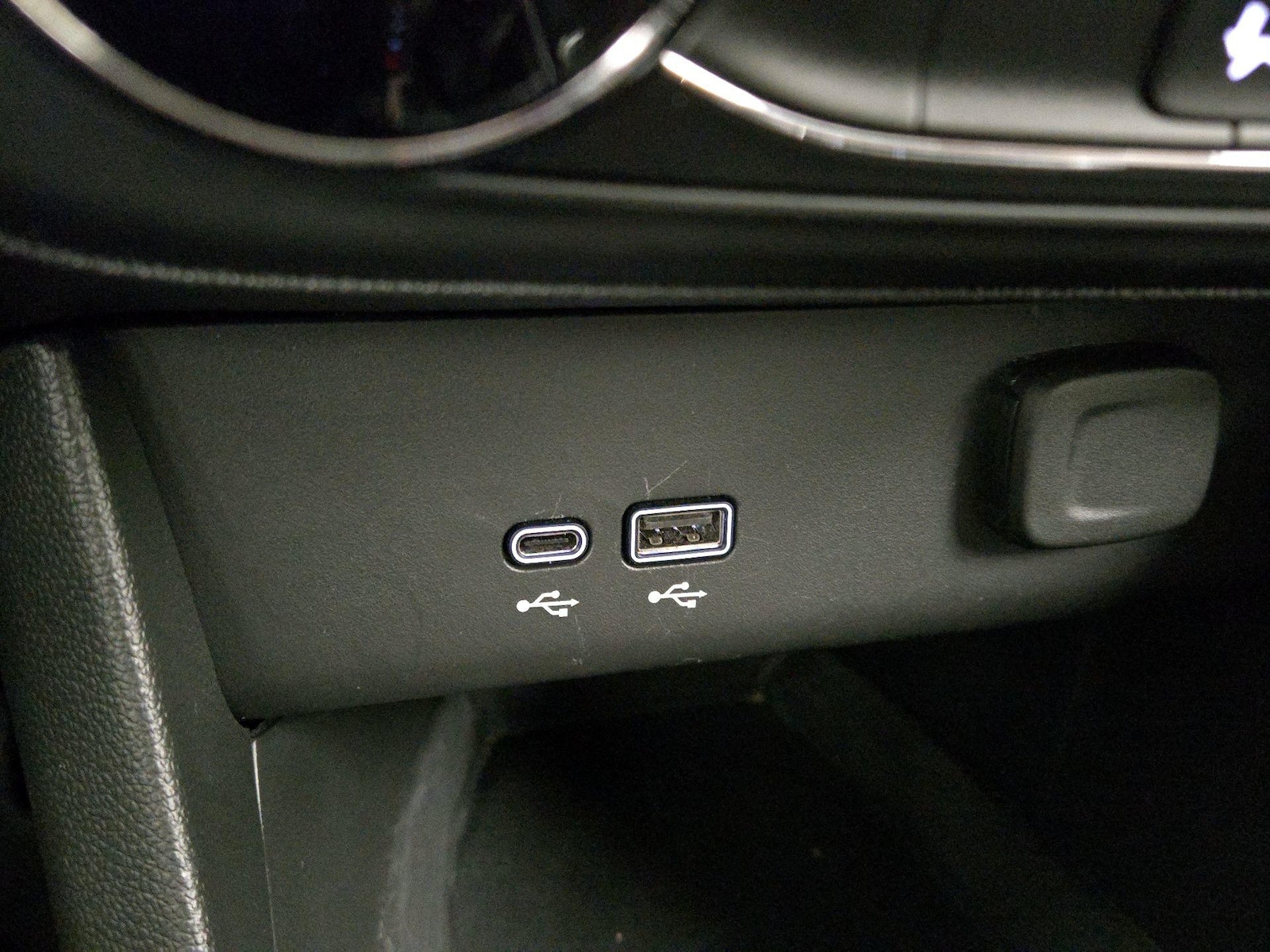 2025 Buick Encore GX Preferred - Photo 19