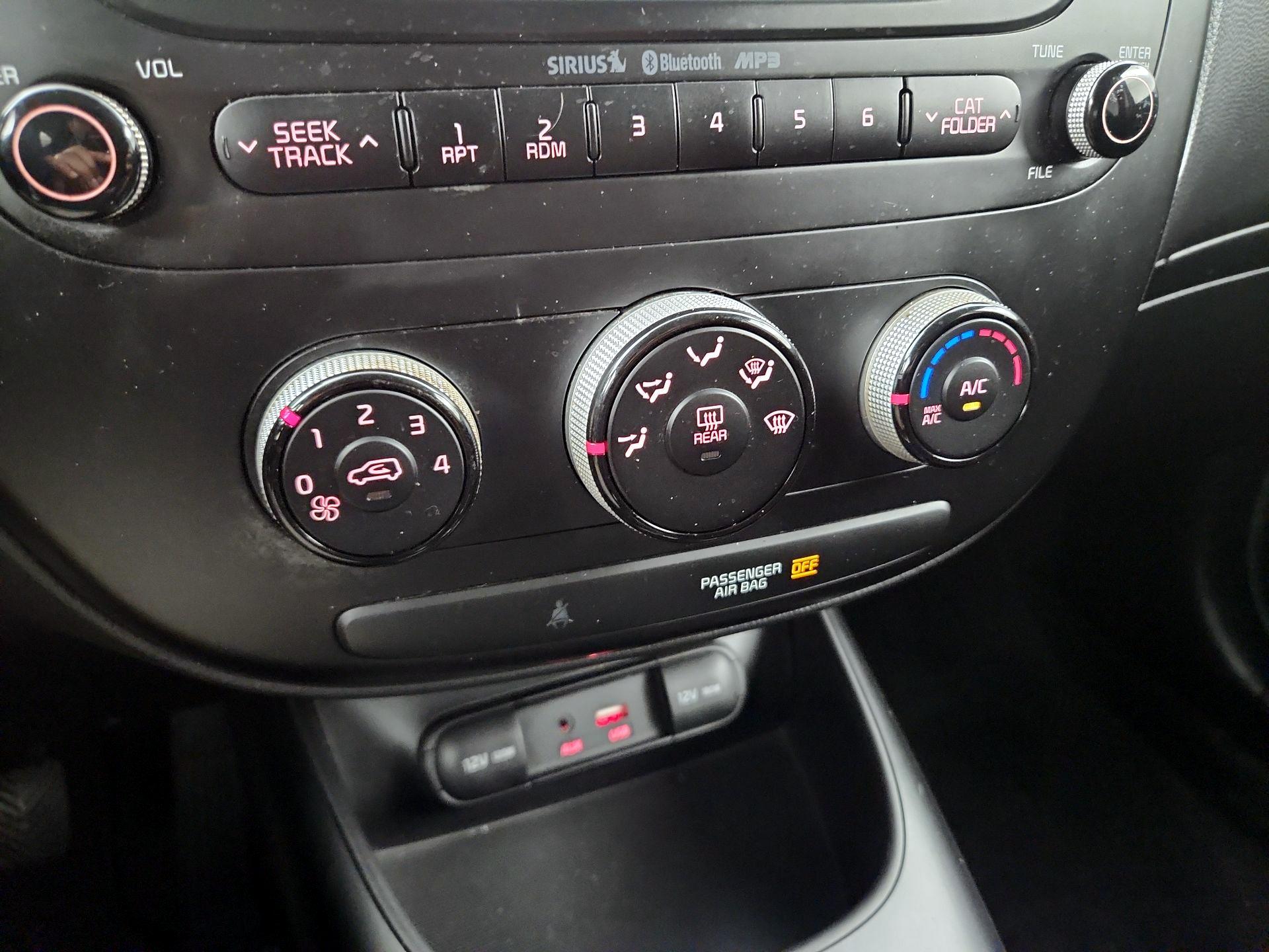 Thumbnail: 2016 Kia Soul - 15