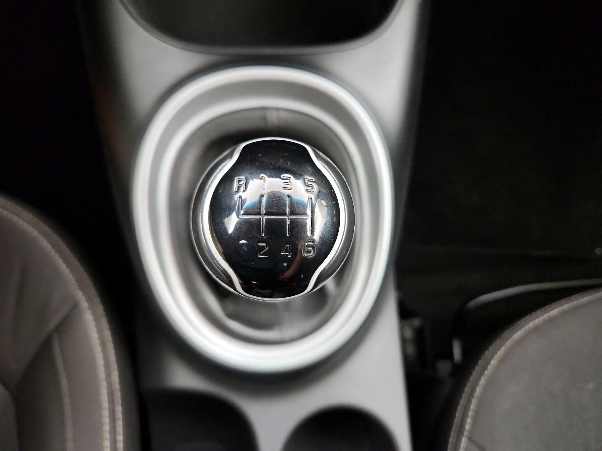 Thumbnail: 2016 Kia Soul - 16
