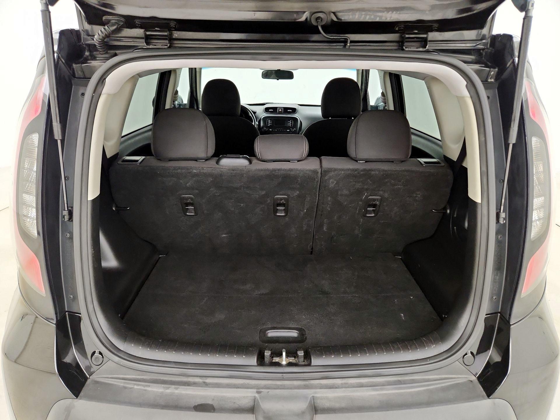 Thumbnail: 2016 Kia Soul - 19