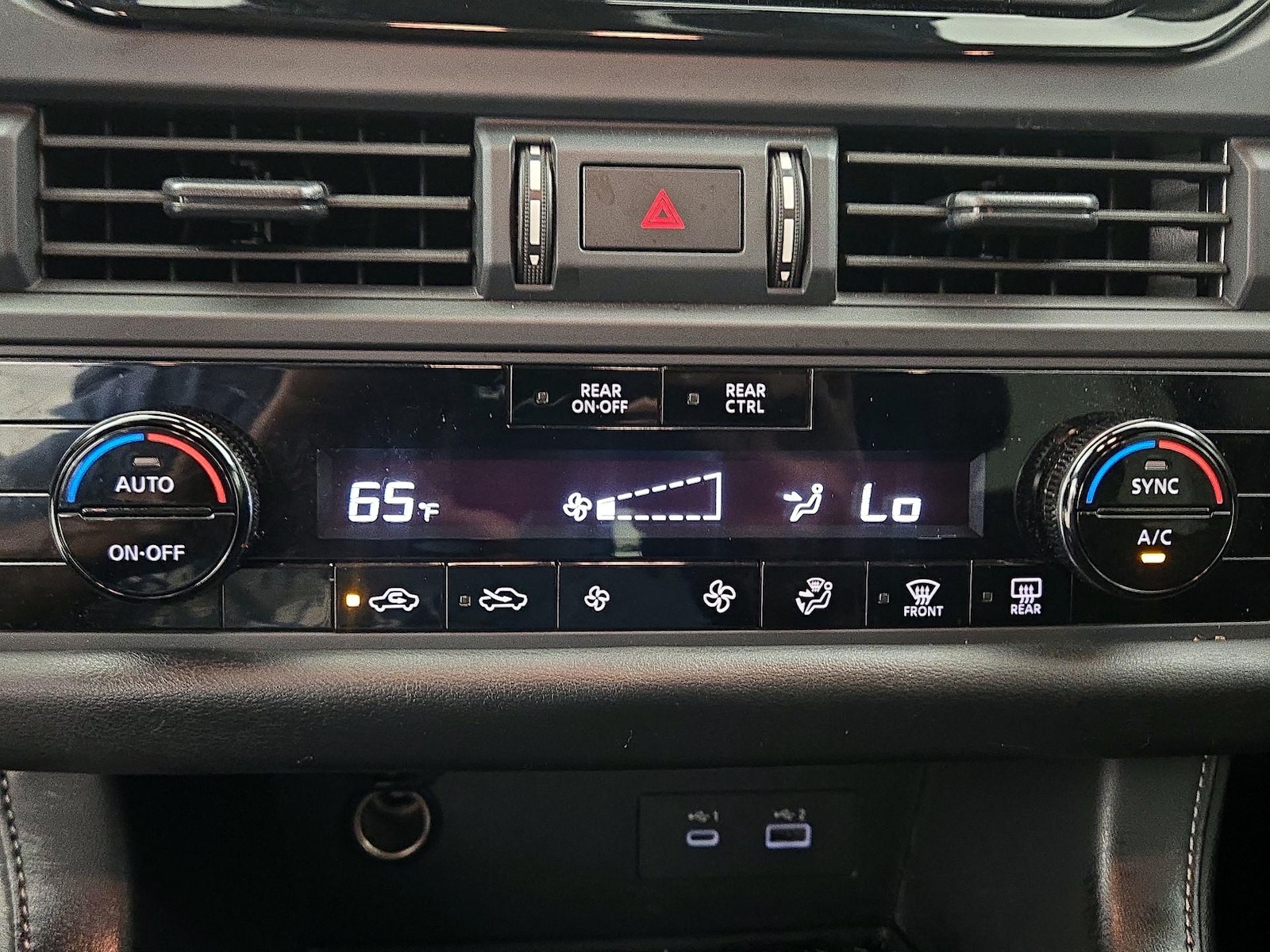 2024 Nissan Pathfinder S - Photo 17