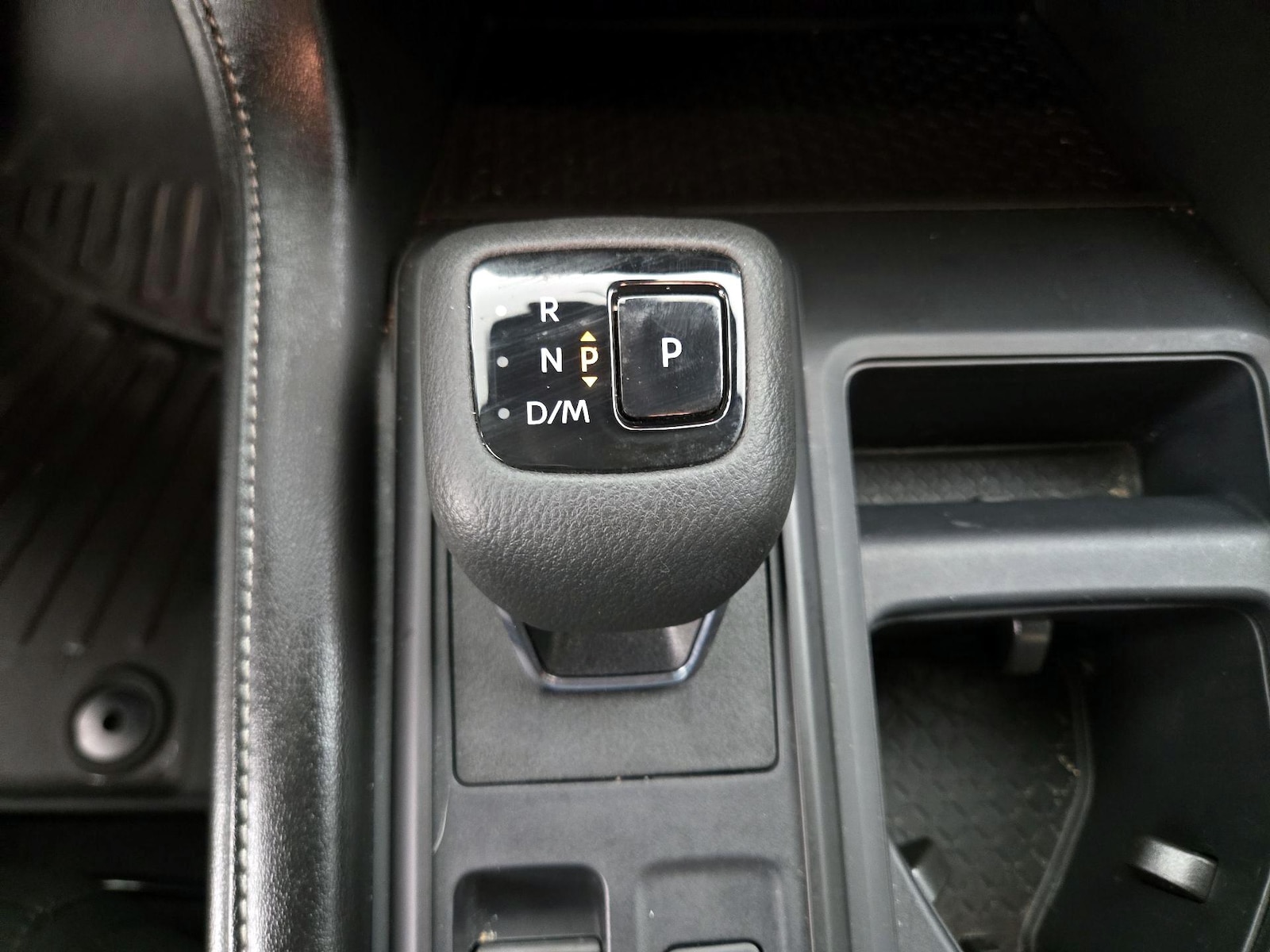 2024 Nissan Pathfinder S - Photo 18