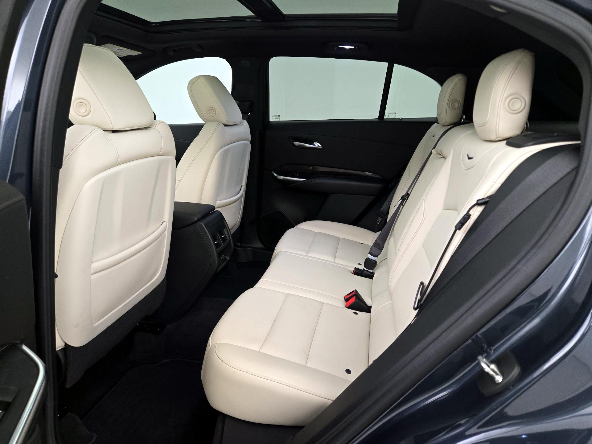 Thumbnail: 2020 Cadillac XT4 - 20
