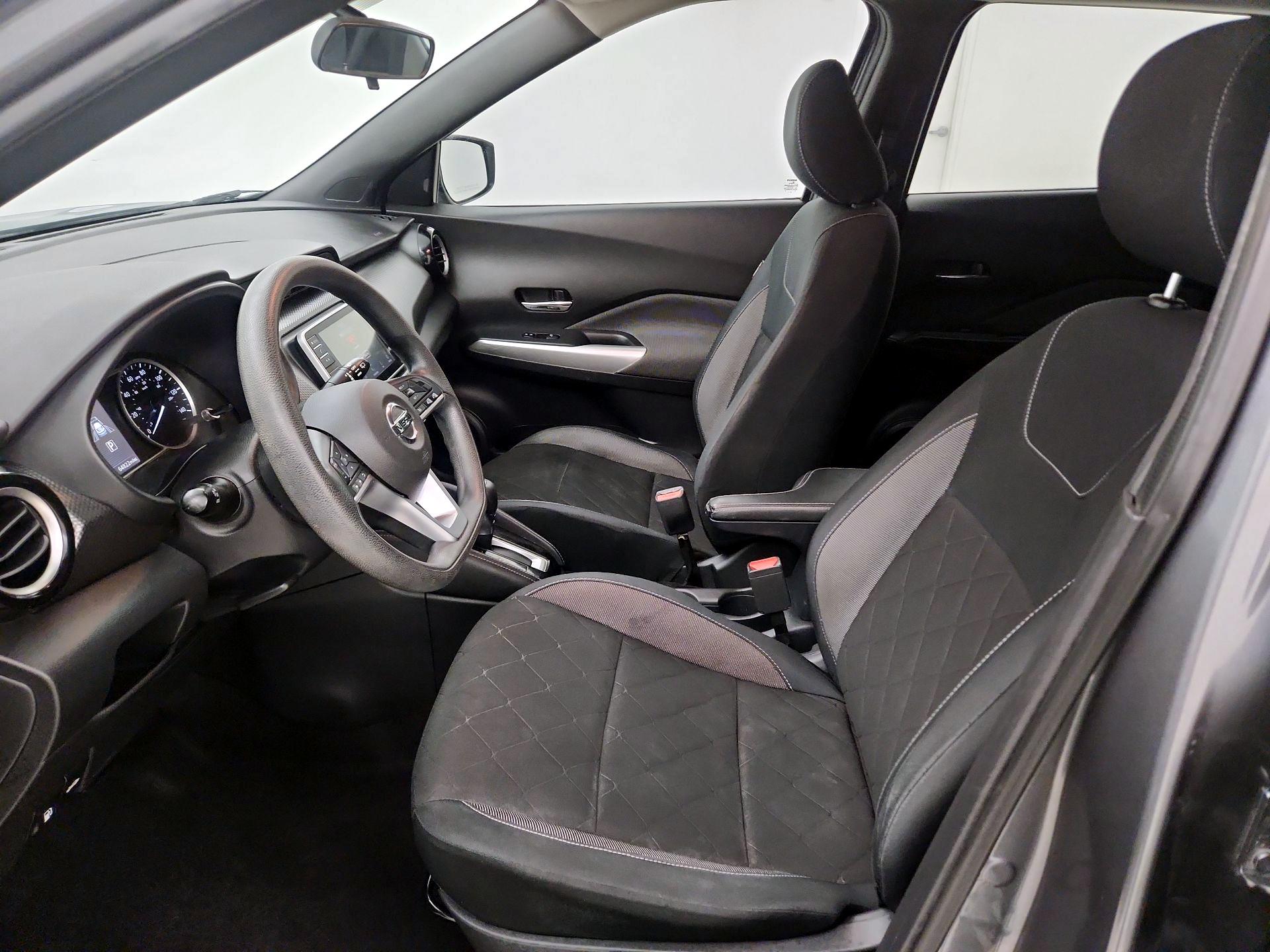 Thumbnail: 2020 Nissan Kicks - 11
