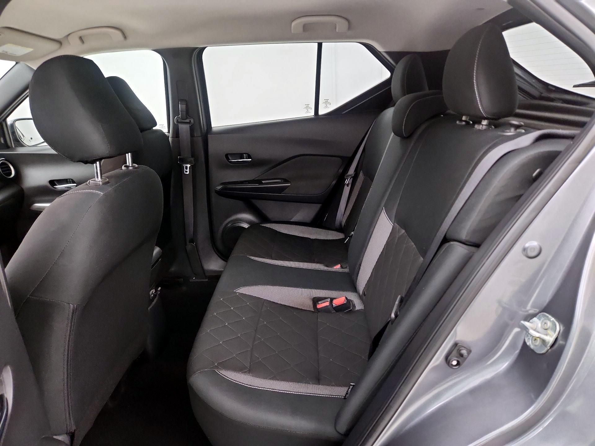 Thumbnail: 2020 Nissan Kicks - 19