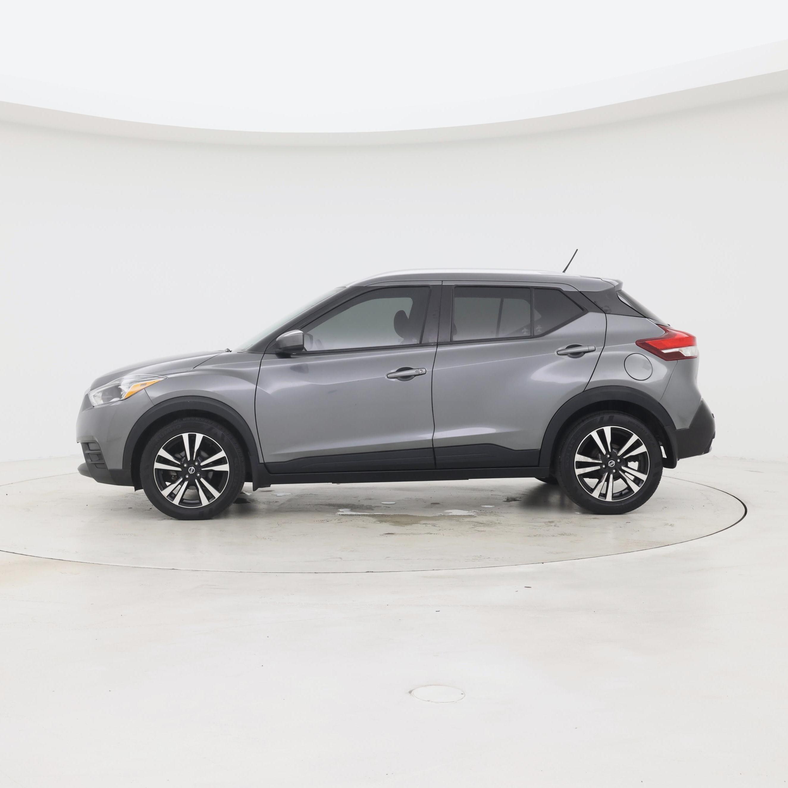 Thumbnail: 2020 Nissan Kicks - 3