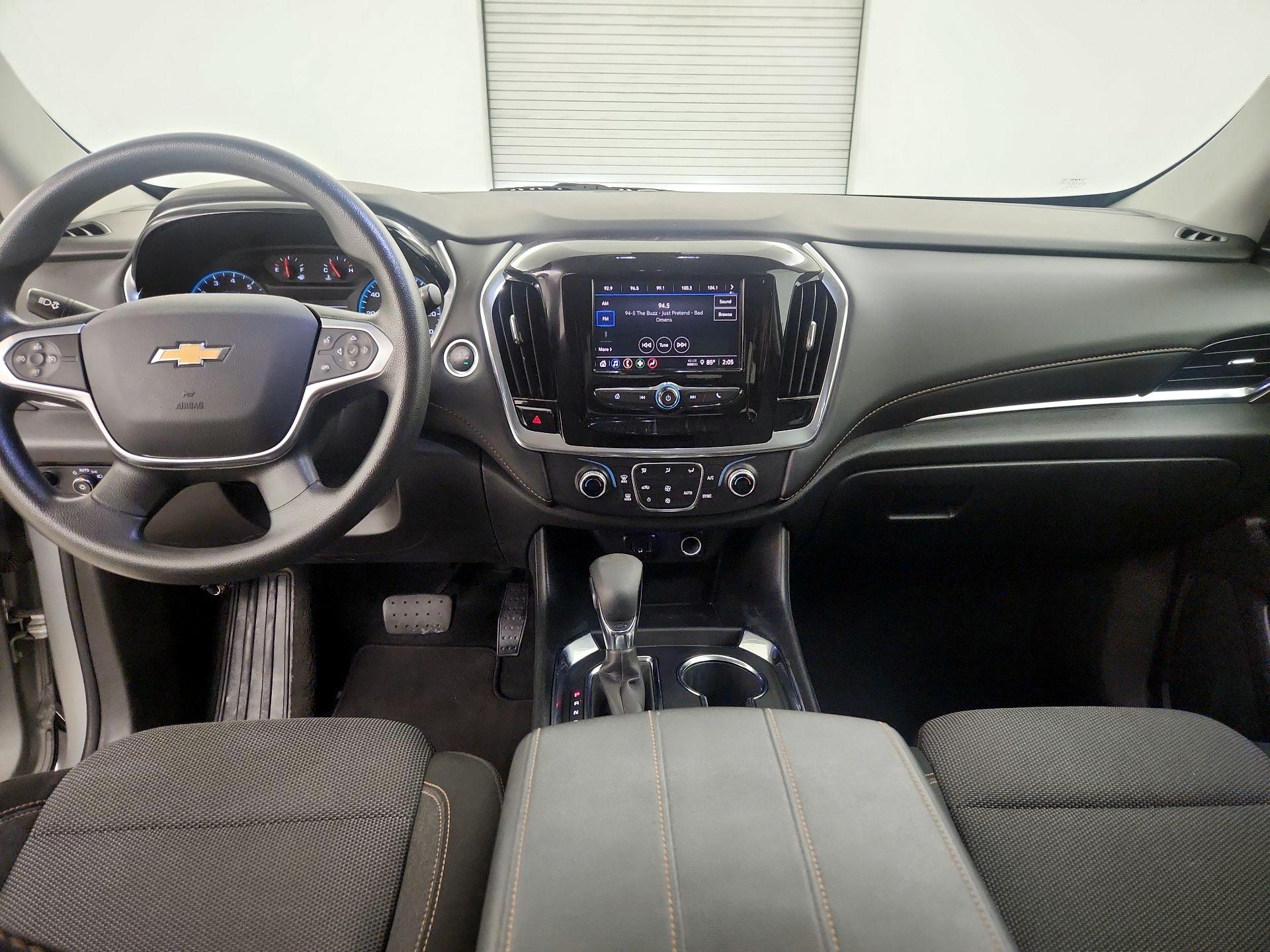 Thumbnail: 2021 Chevrolet Traverse - 9