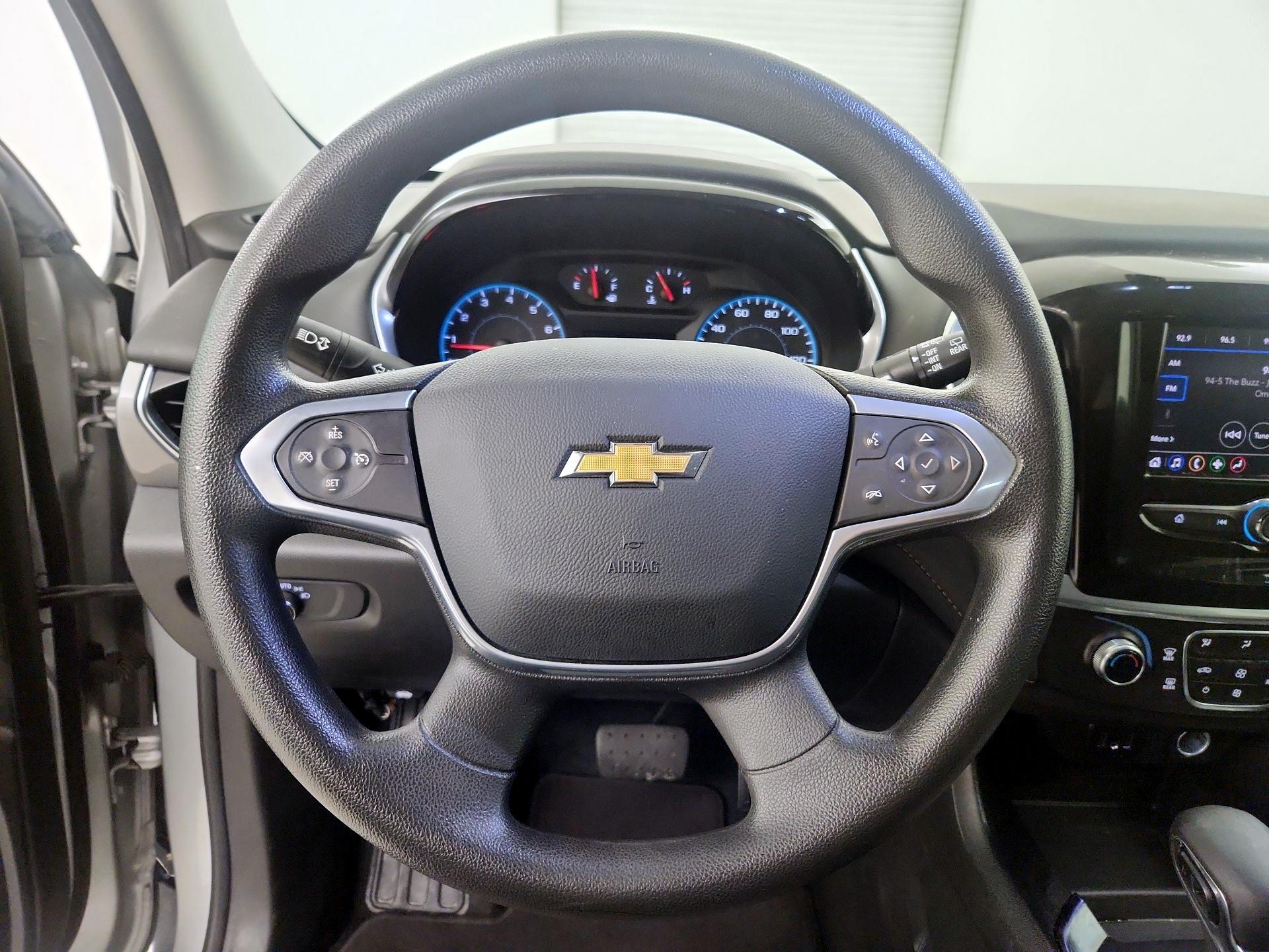 Thumbnail: 2021 Chevrolet Traverse - 10