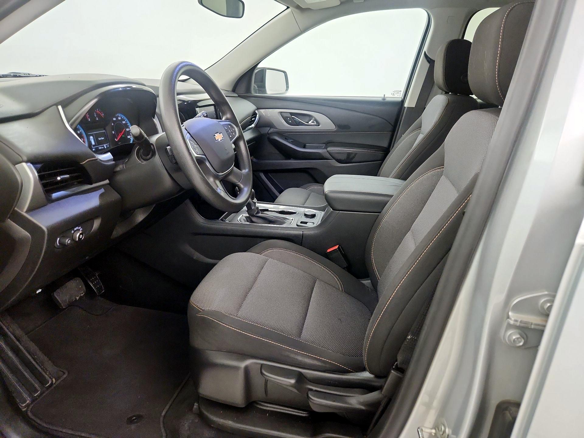 Thumbnail: 2021 Chevrolet Traverse - 11