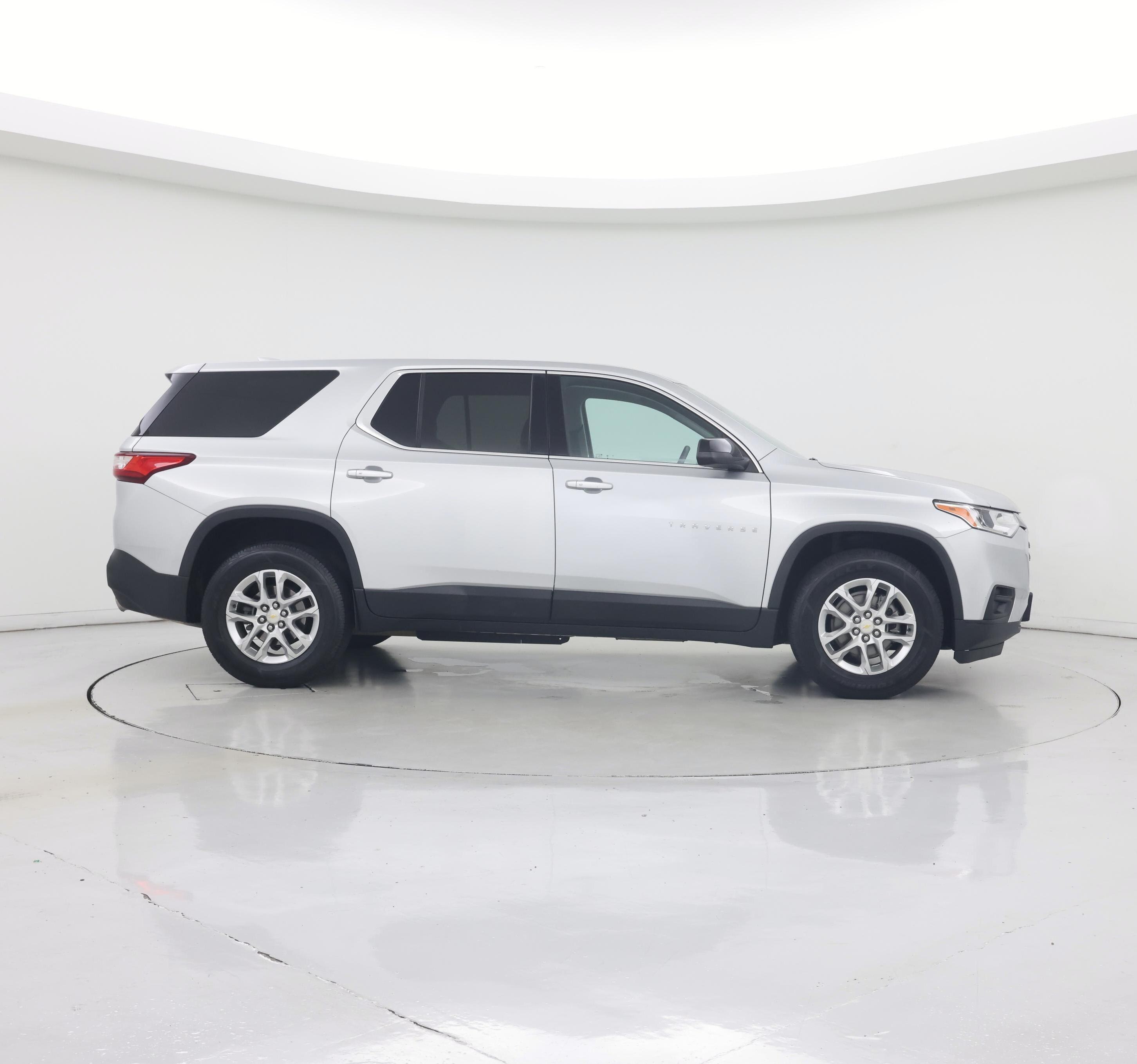 Thumbnail: 2021 Chevrolet Traverse - 7