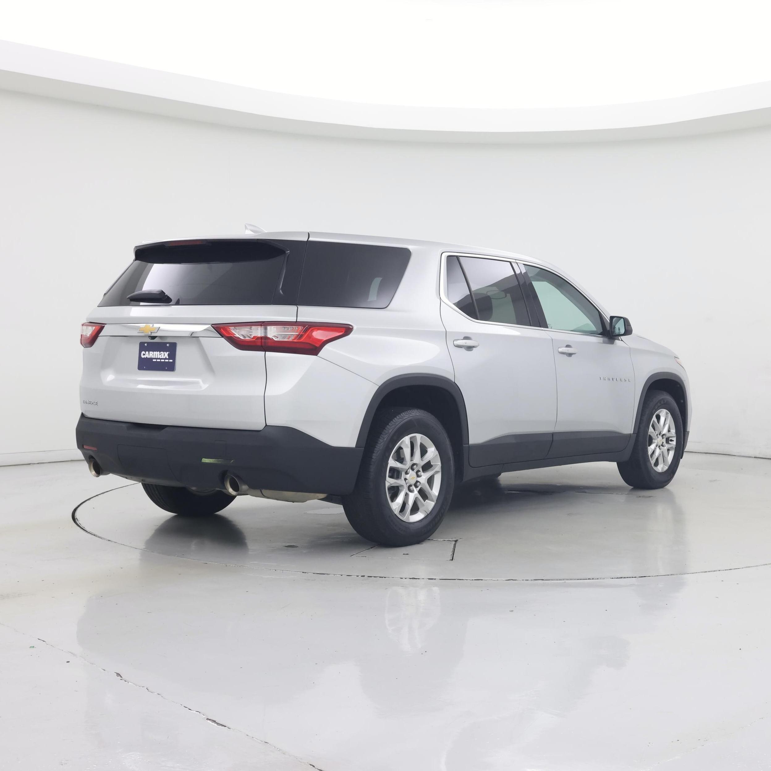 Thumbnail: 2021 Chevrolet Traverse - 8