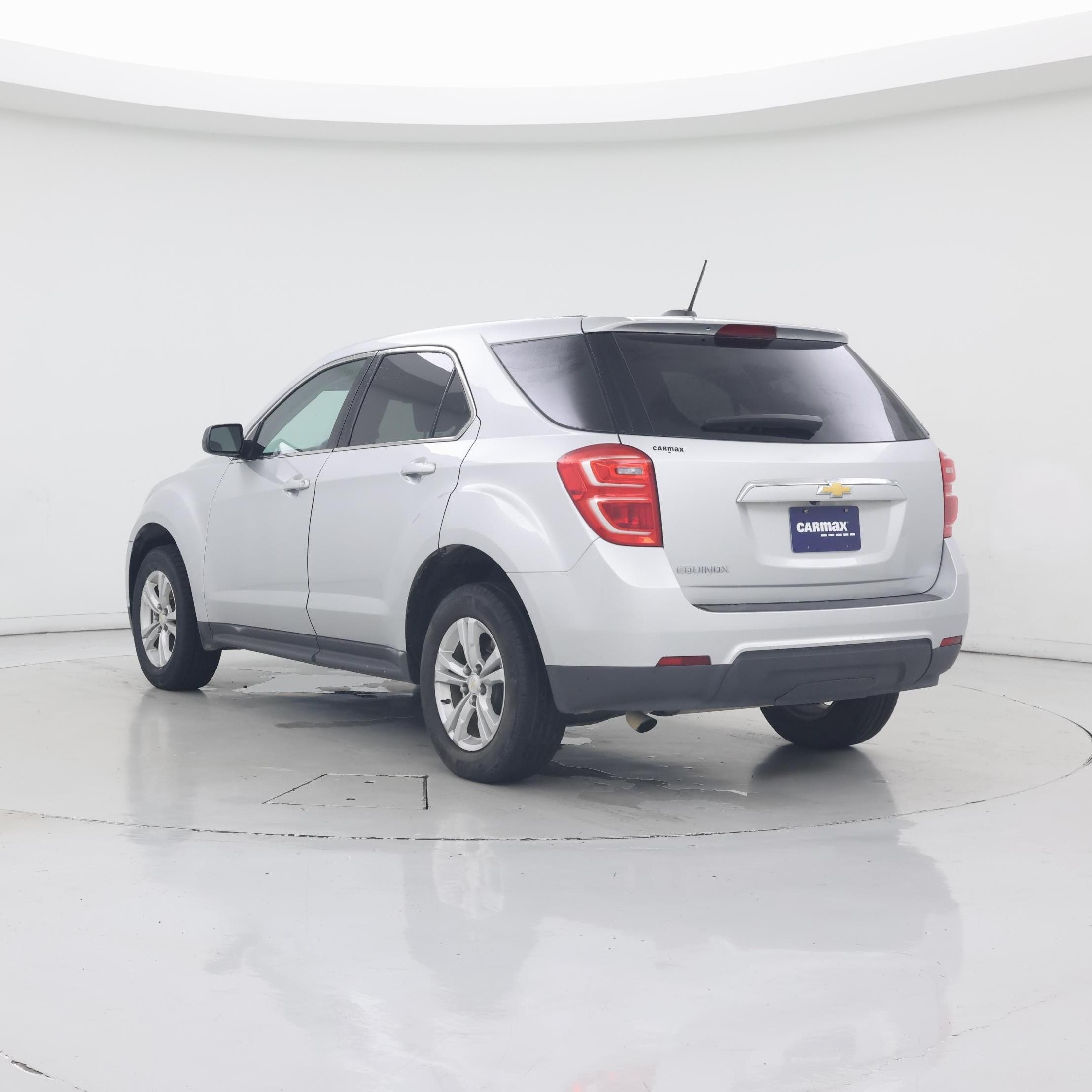 Thumbnail: 2017 Chevrolet Equinox - 2