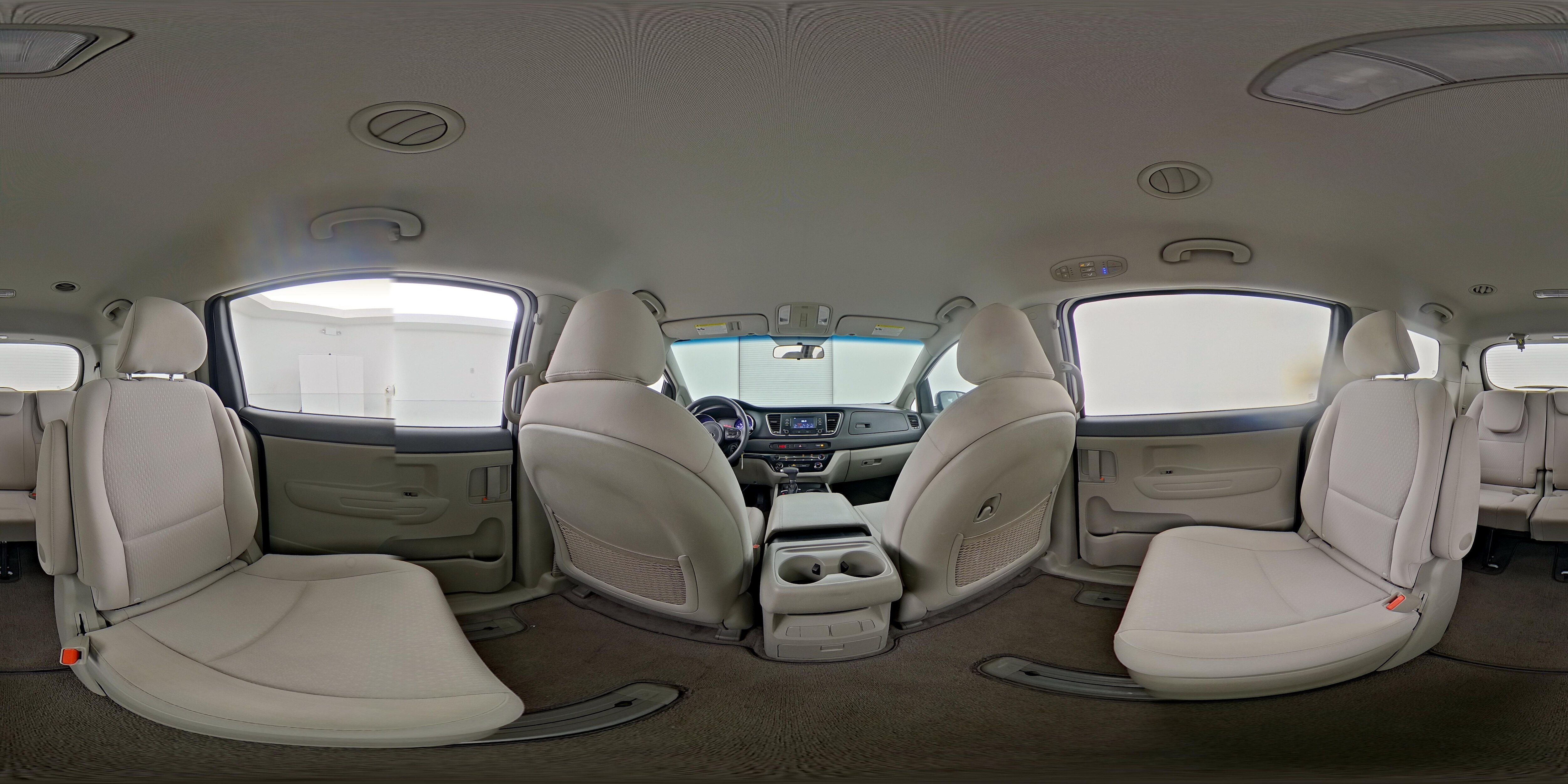 2018 Kia Sedona L - Photo 27