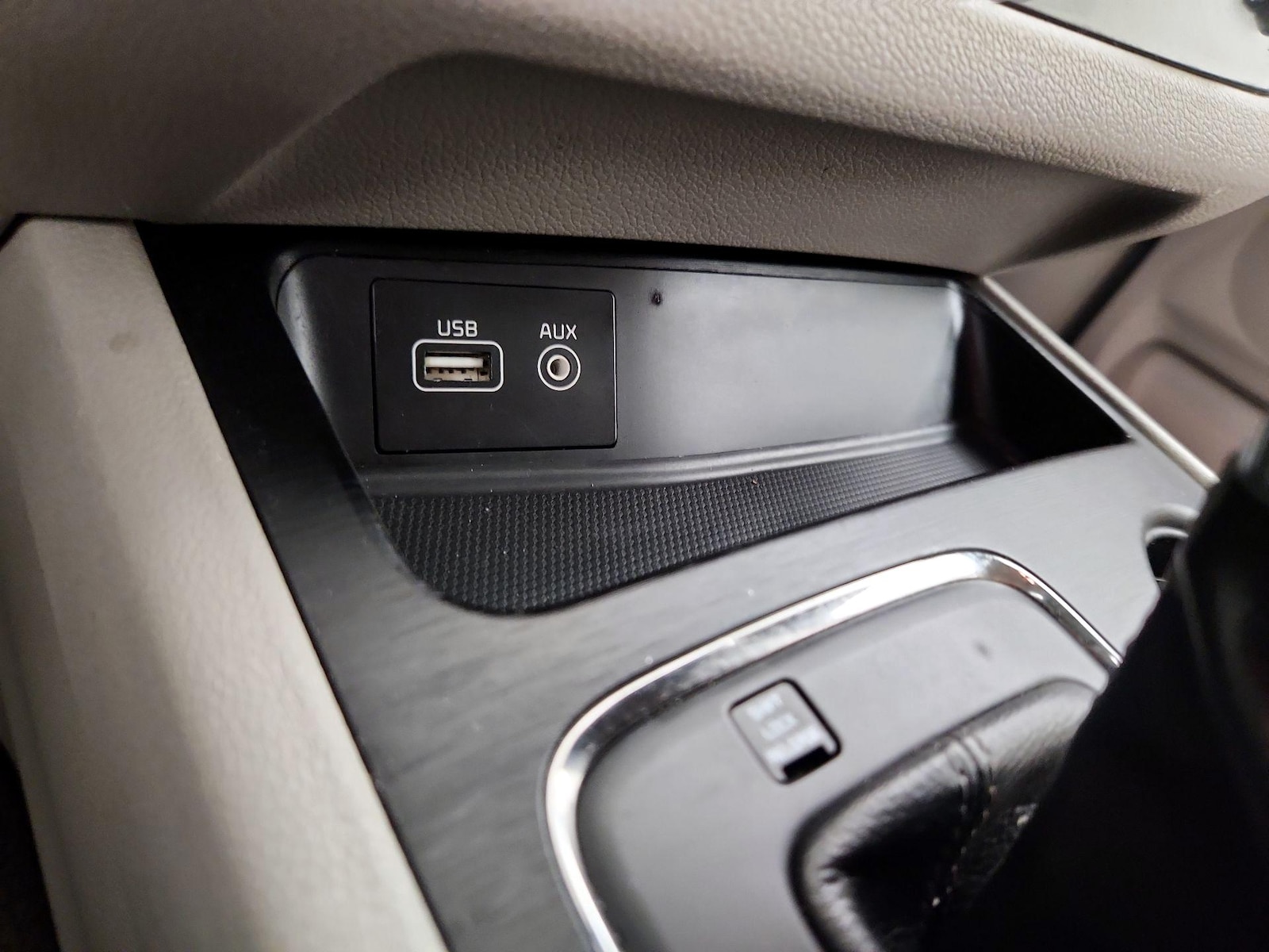 2018 Kia Sedona L - Photo 19