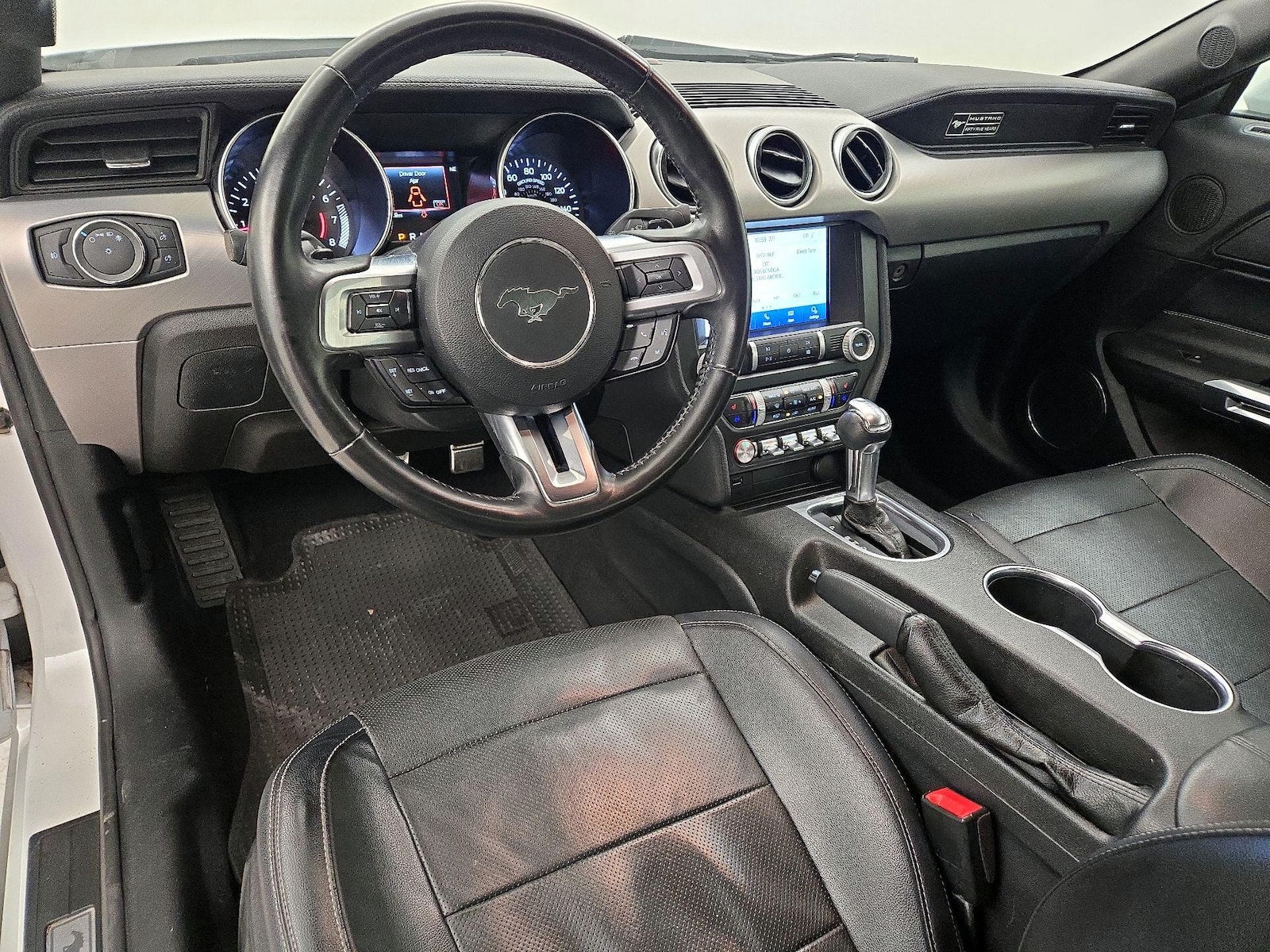 2020 Ford Mustang EcoBoost Premium - Photo 10