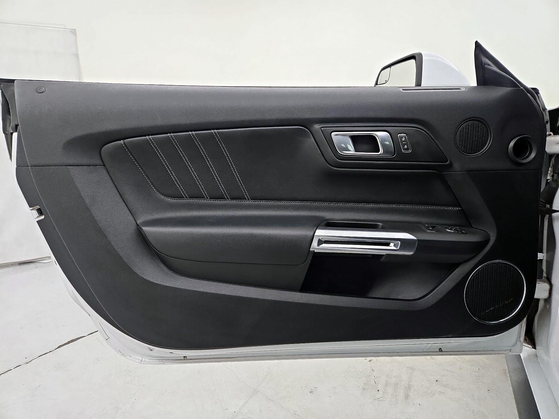 Thumbnail: 2020 Ford Mustang - 12
