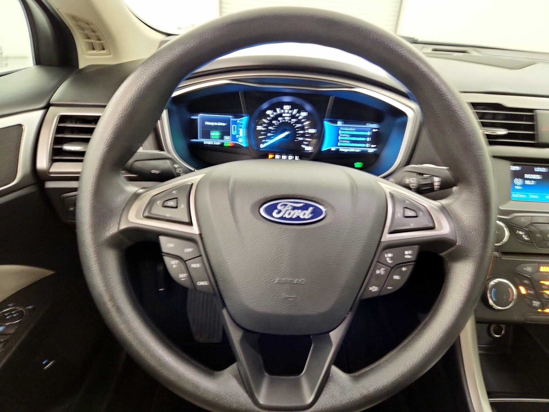 Thumbnail: 2018 Ford Fusion - 10