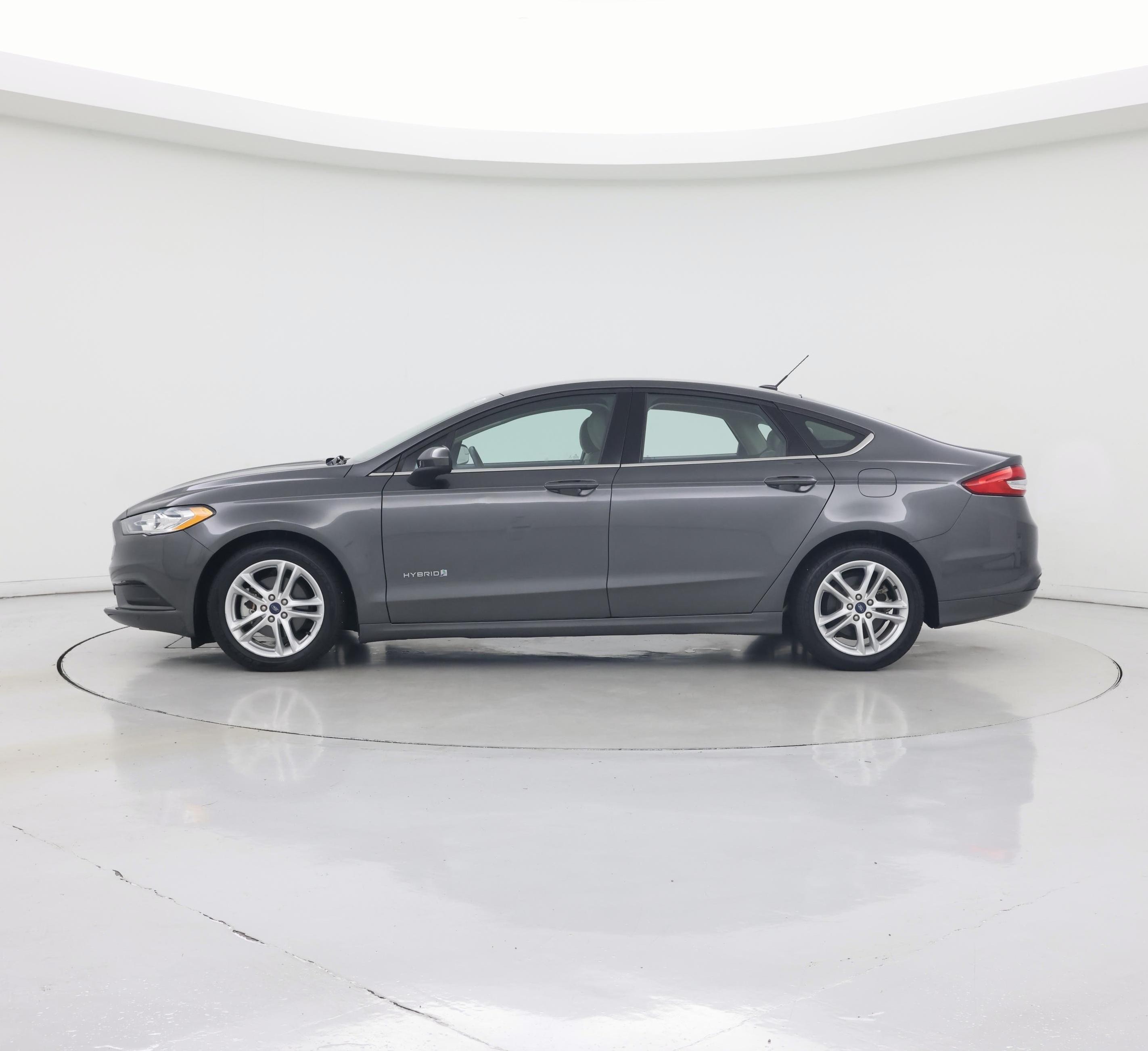 Thumbnail: 2018 Ford Fusion - 3