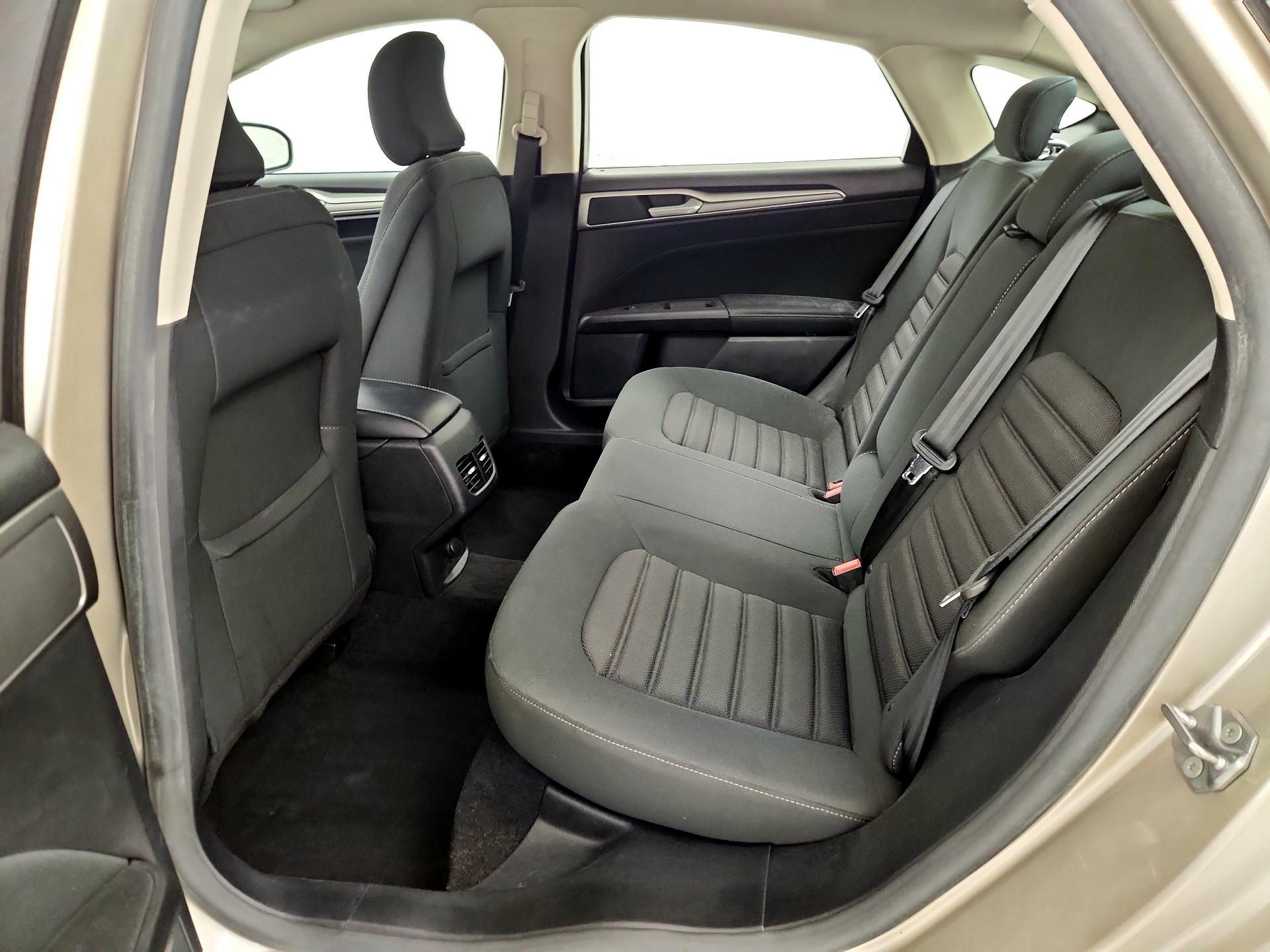 Thumbnail: 2019 Ford Fusion - 20