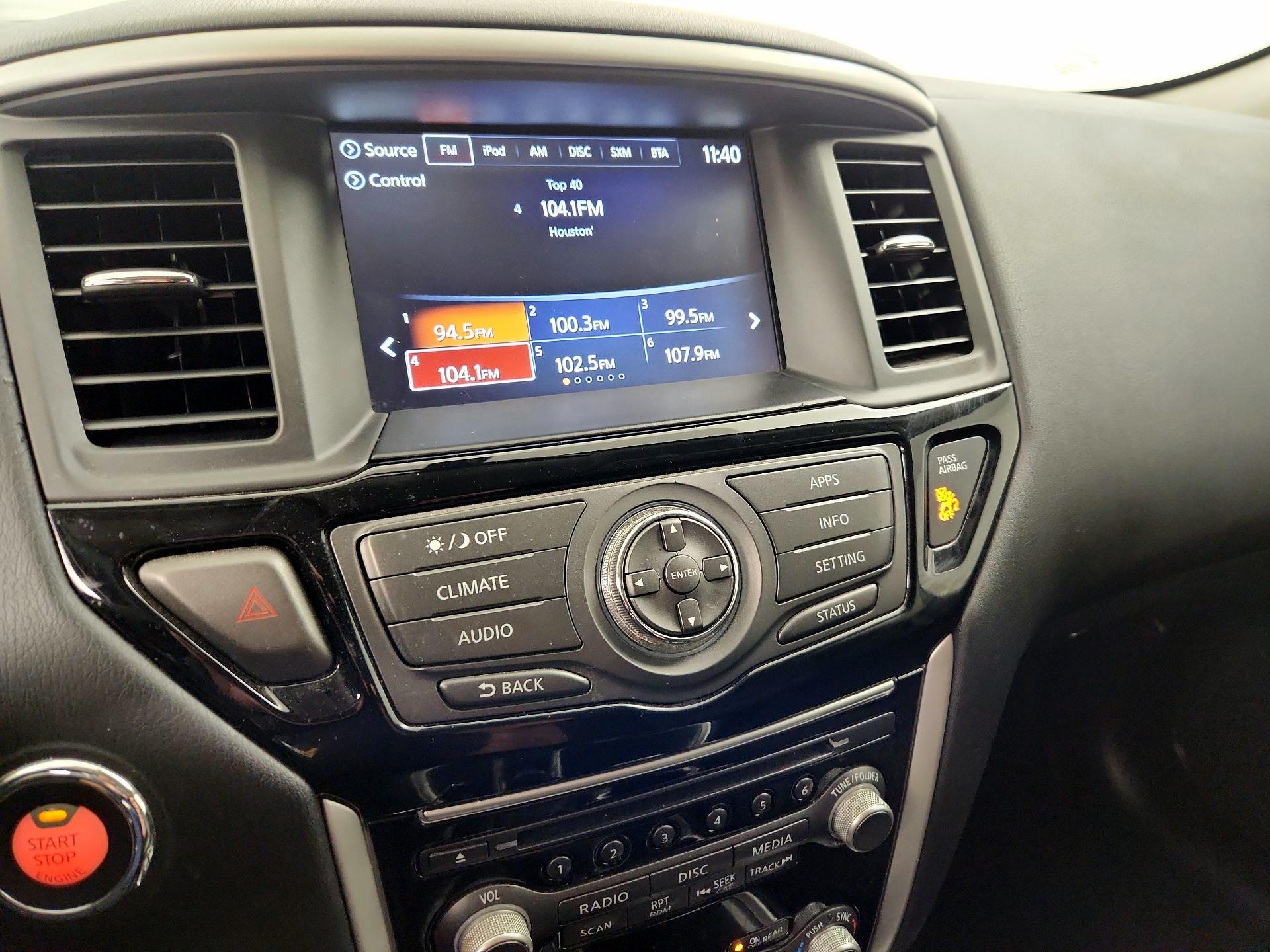 Thumbnail: 2020 Nissan Pathfinder - 15