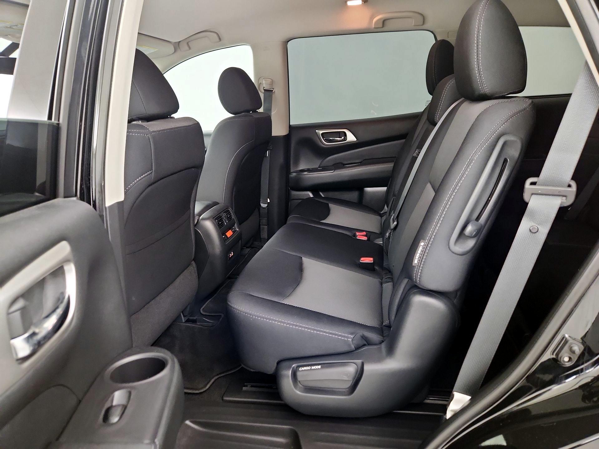 Thumbnail: 2020 Nissan Pathfinder - 19