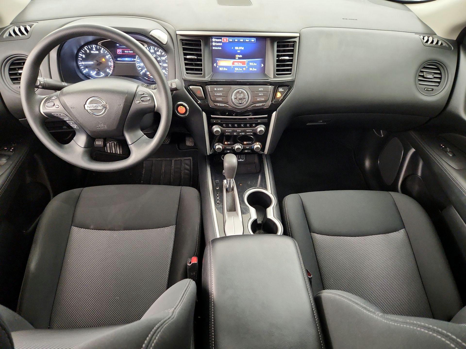 Thumbnail: 2020 Nissan Pathfinder - 9