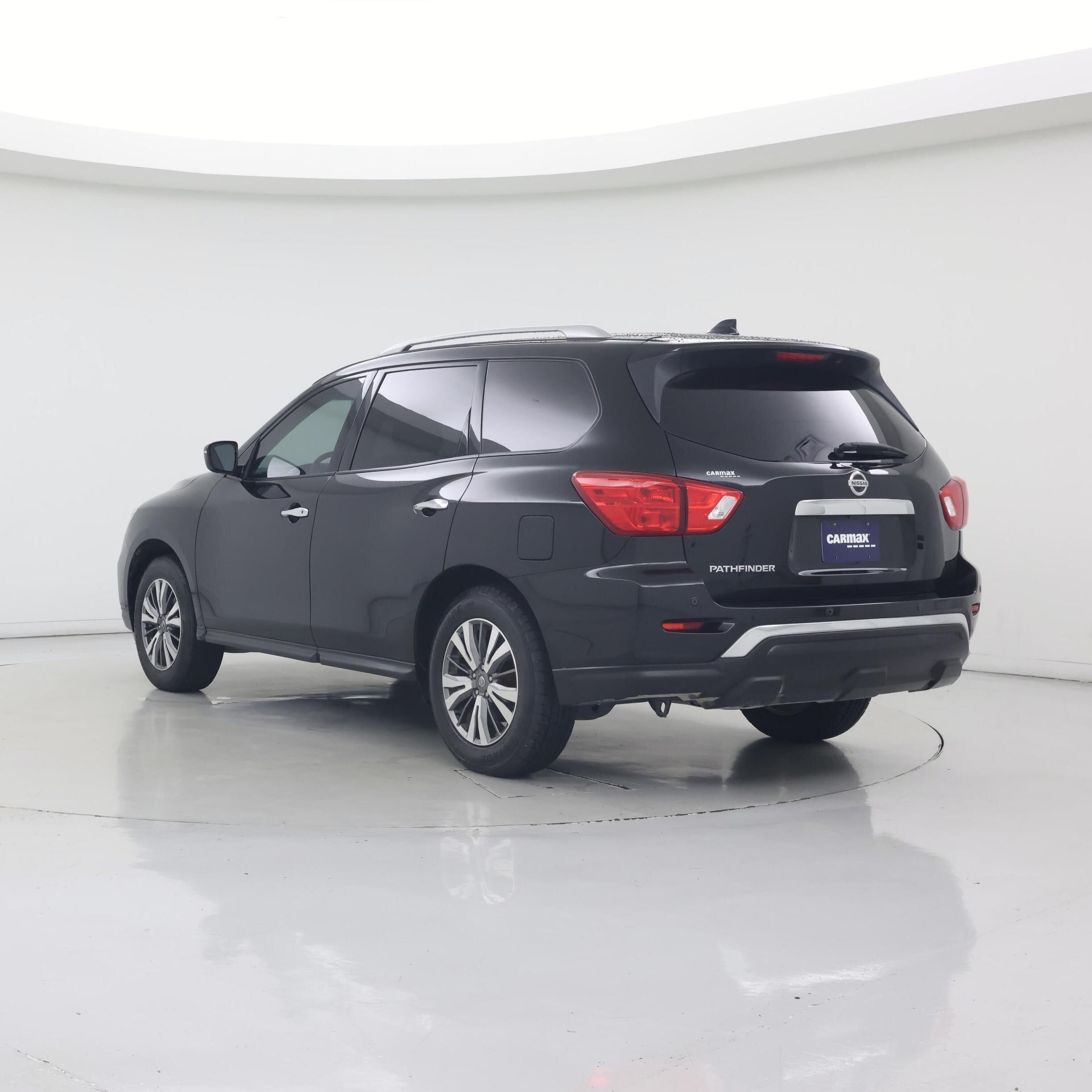 Thumbnail: 2020 Nissan Pathfinder - 2