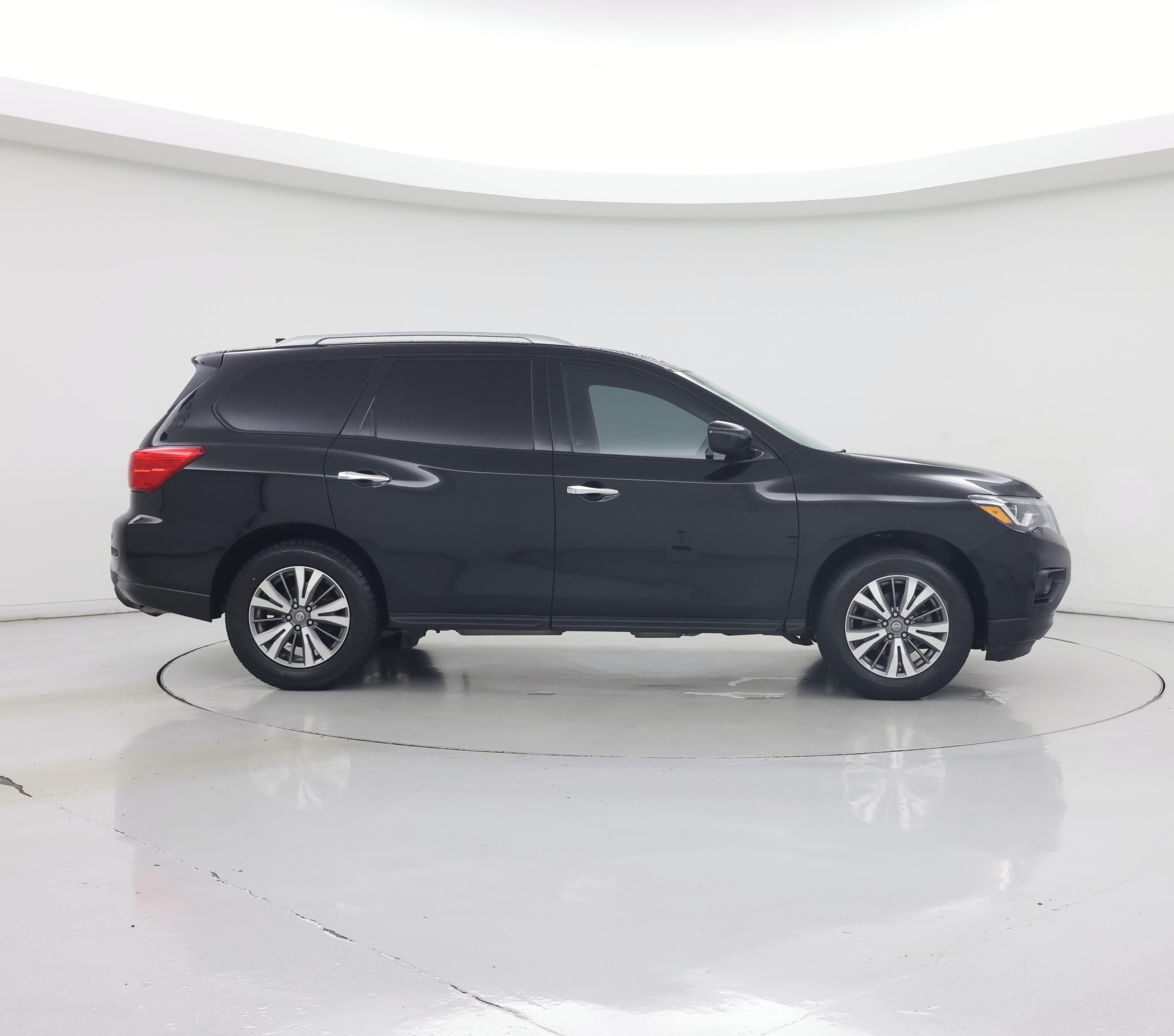 Thumbnail: 2020 Nissan Pathfinder - 7
