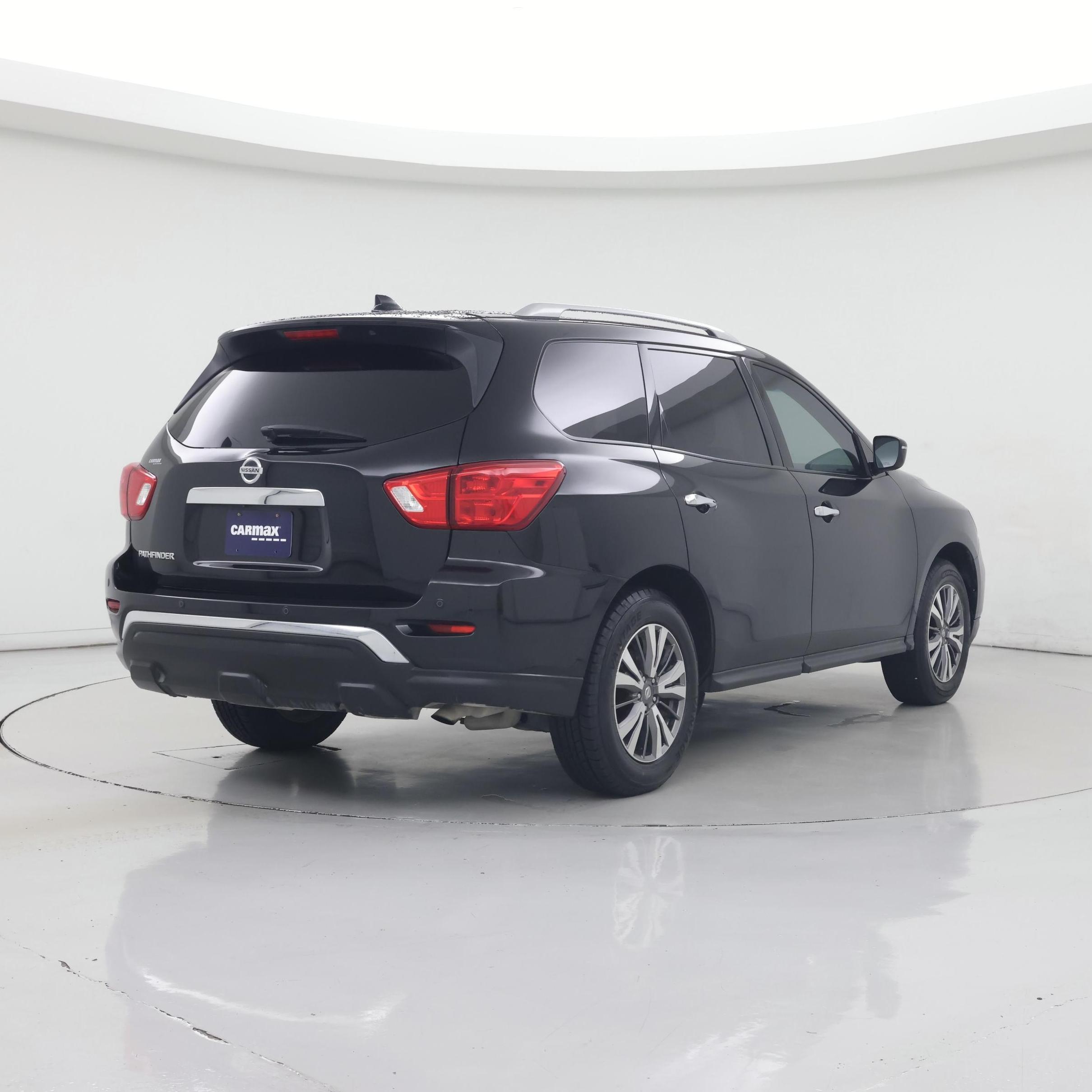 Thumbnail: 2020 Nissan Pathfinder - 8