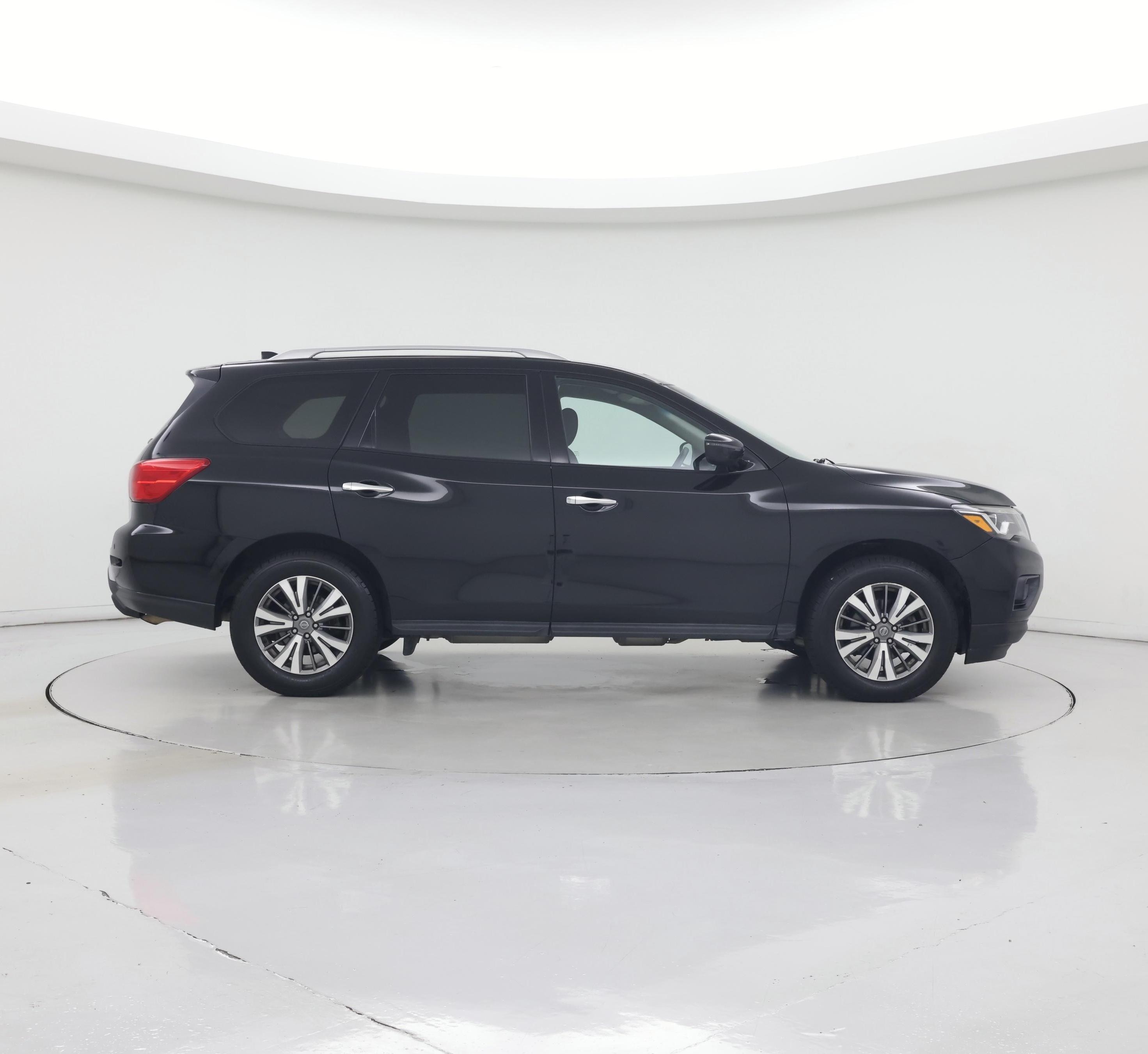 Thumbnail: 2020 Nissan Pathfinder - 7