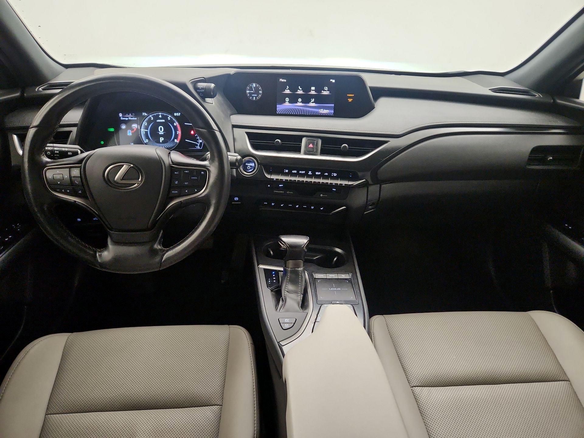 Thumbnail: 2020 Lexus UX - 9