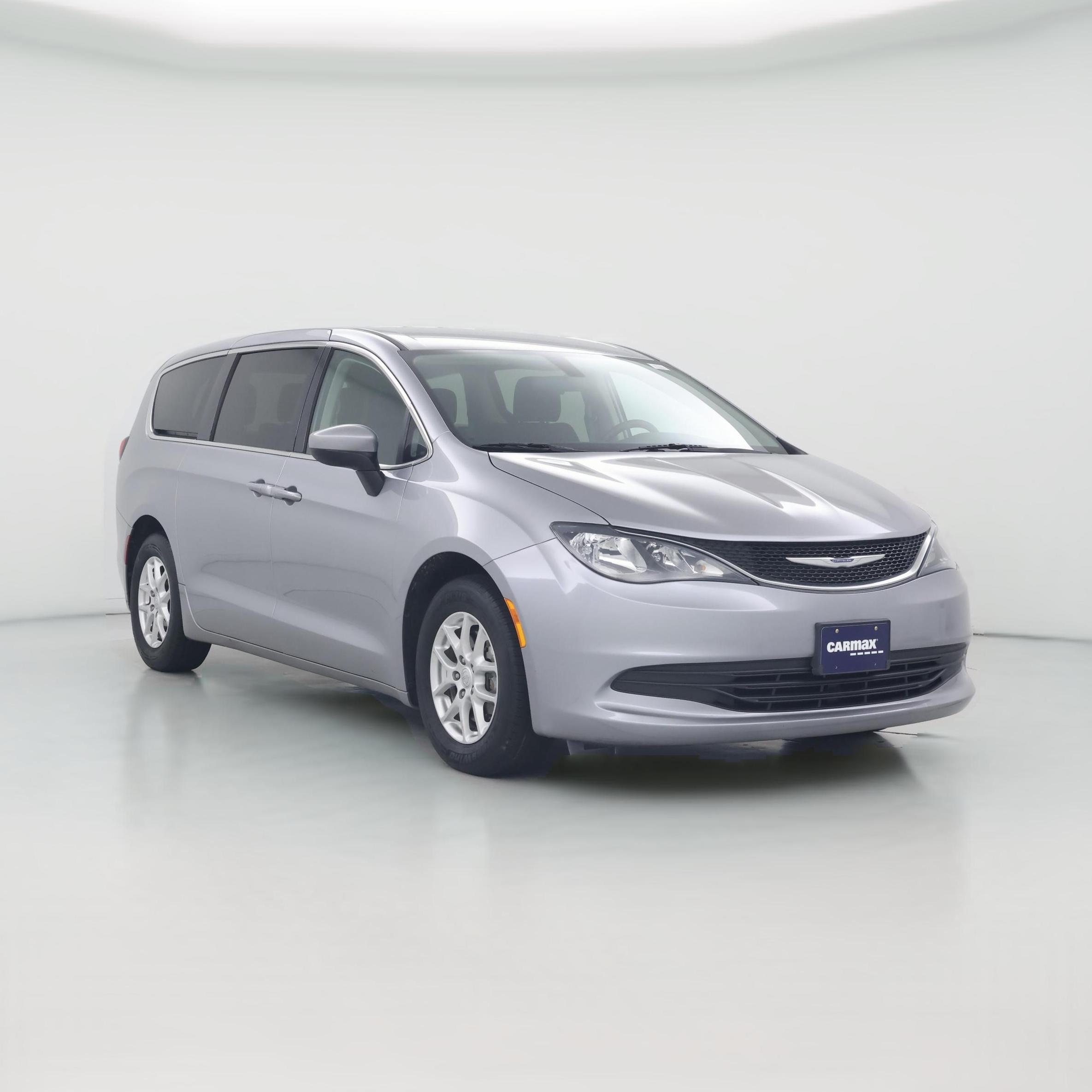 Thumbnail: 2020 Chrysler Voyager - 1