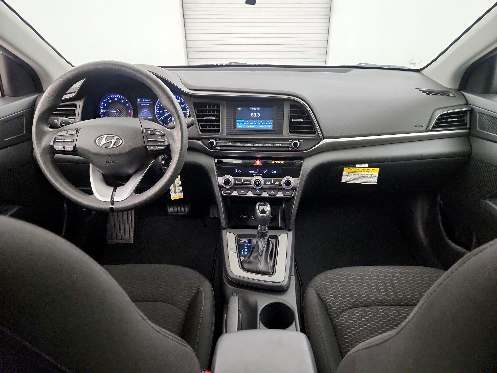 Thumbnail: 2020 Hyundai Elantra - 9