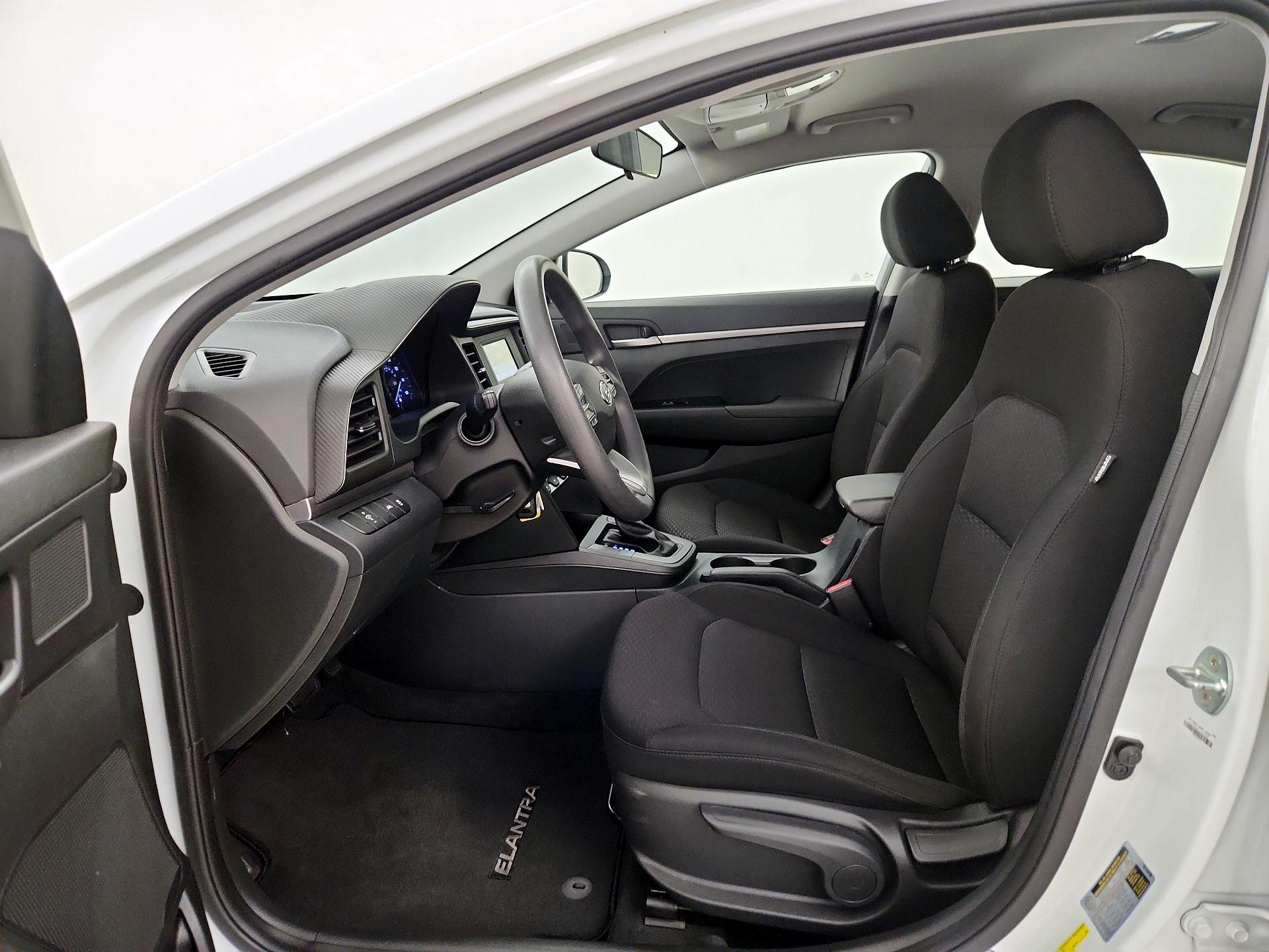 Thumbnail: 2020 Hyundai Elantra - 11