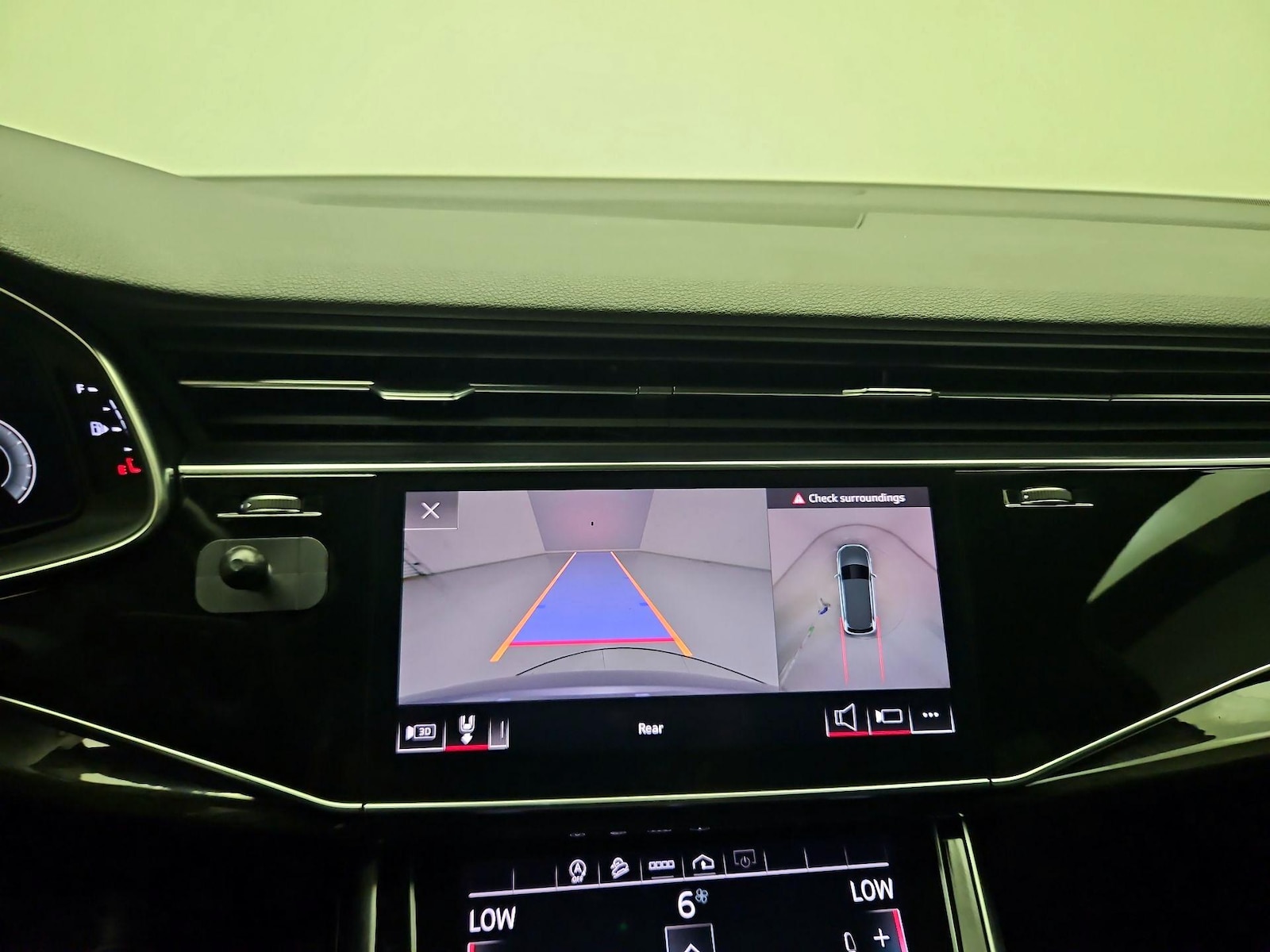 2022 Audi Q7 Premium - Photo 15