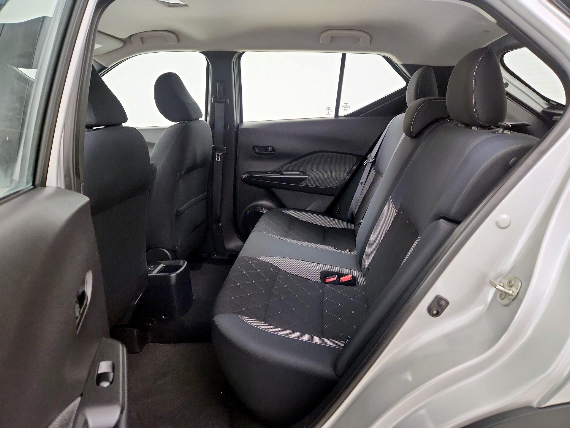 Thumbnail: 2020 Nissan Kicks - 19