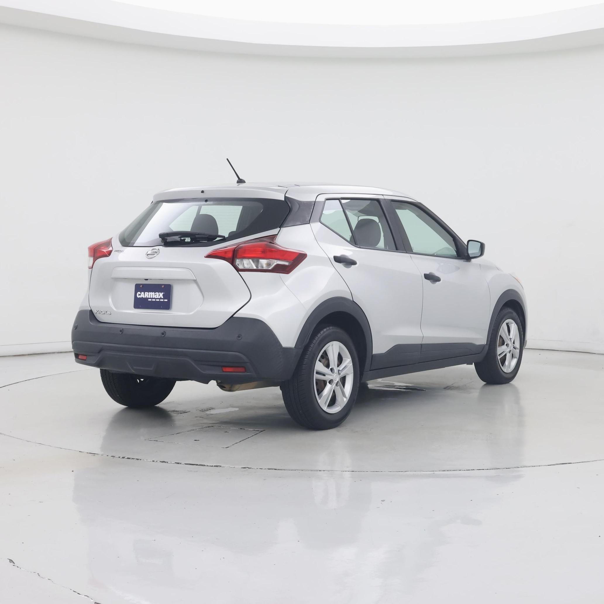 Thumbnail: 2020 Nissan Kicks - 8