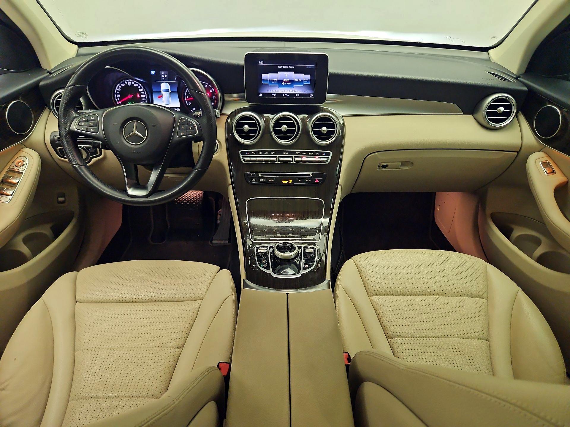 Thumbnail: 2019 Mercedes-Benz GLC - 9