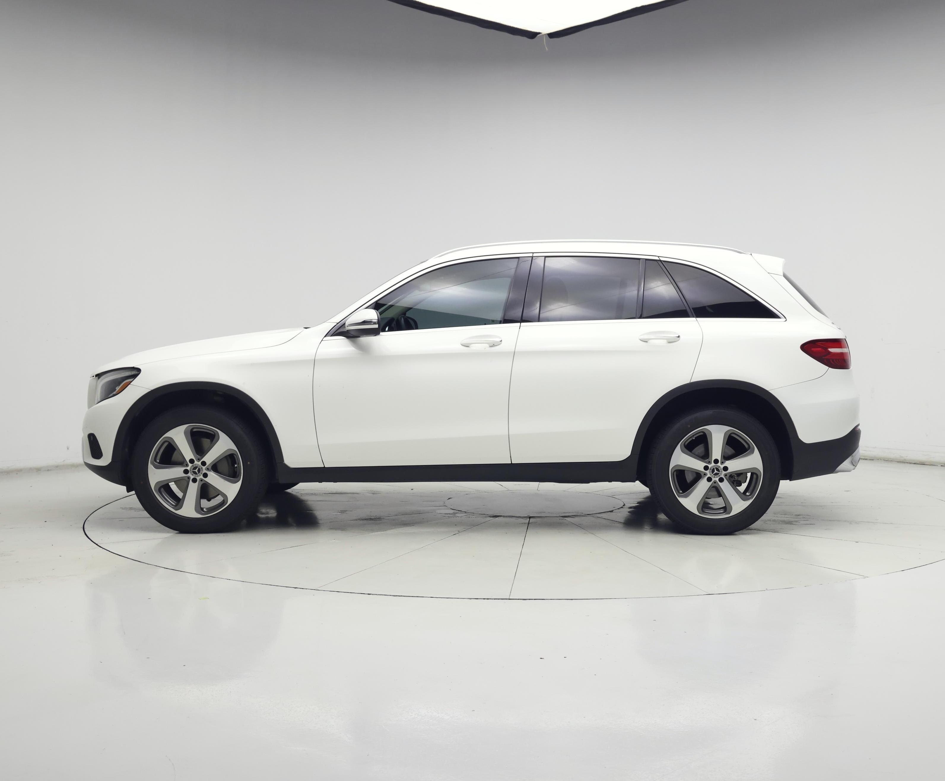Thumbnail: 2019 Mercedes-Benz GLC - 3