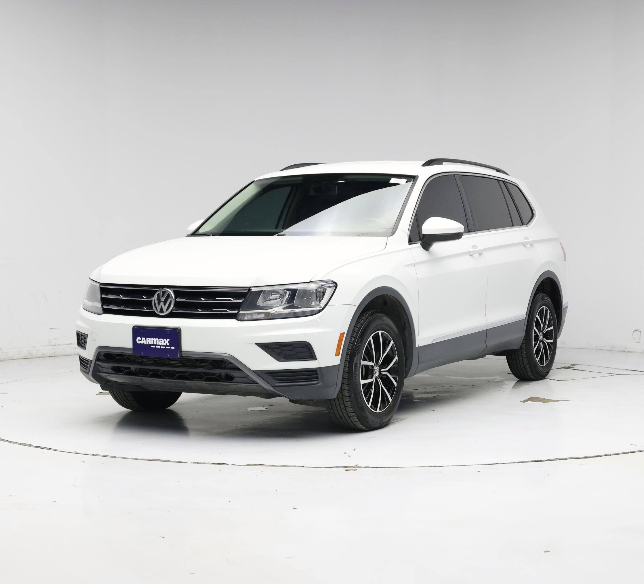 Thumbnail: 2021 Volkswagen Tiguan - 4