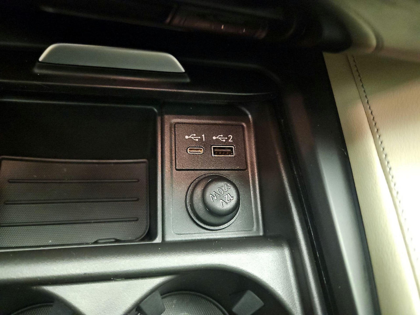 2022 INFINITI QX50 Essential - Photo 20